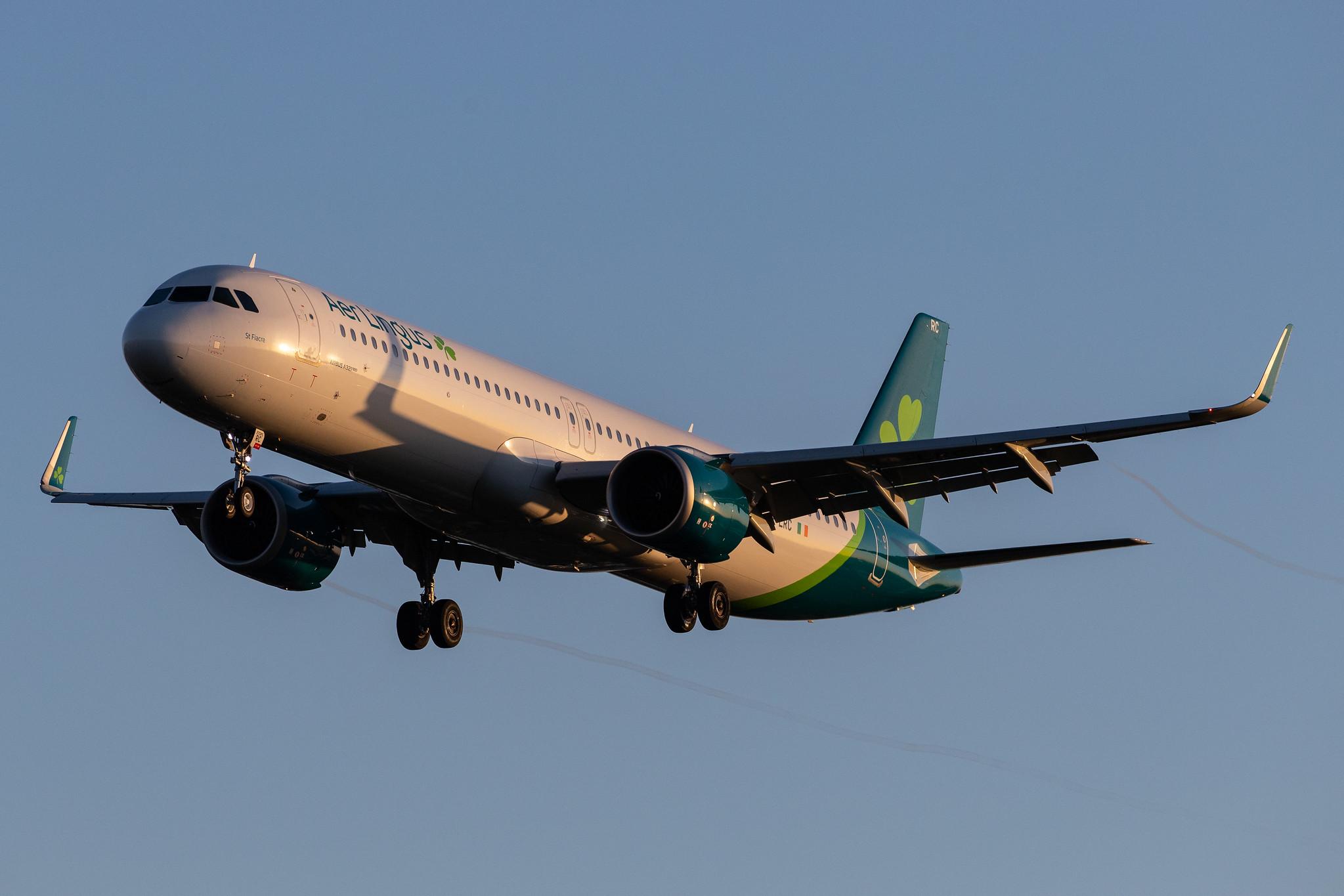 London Heathrow Airport: Aer Lingus (EI / EIN) |  Airbus A321-253NX A21N | EI-LRC | MSN 8965