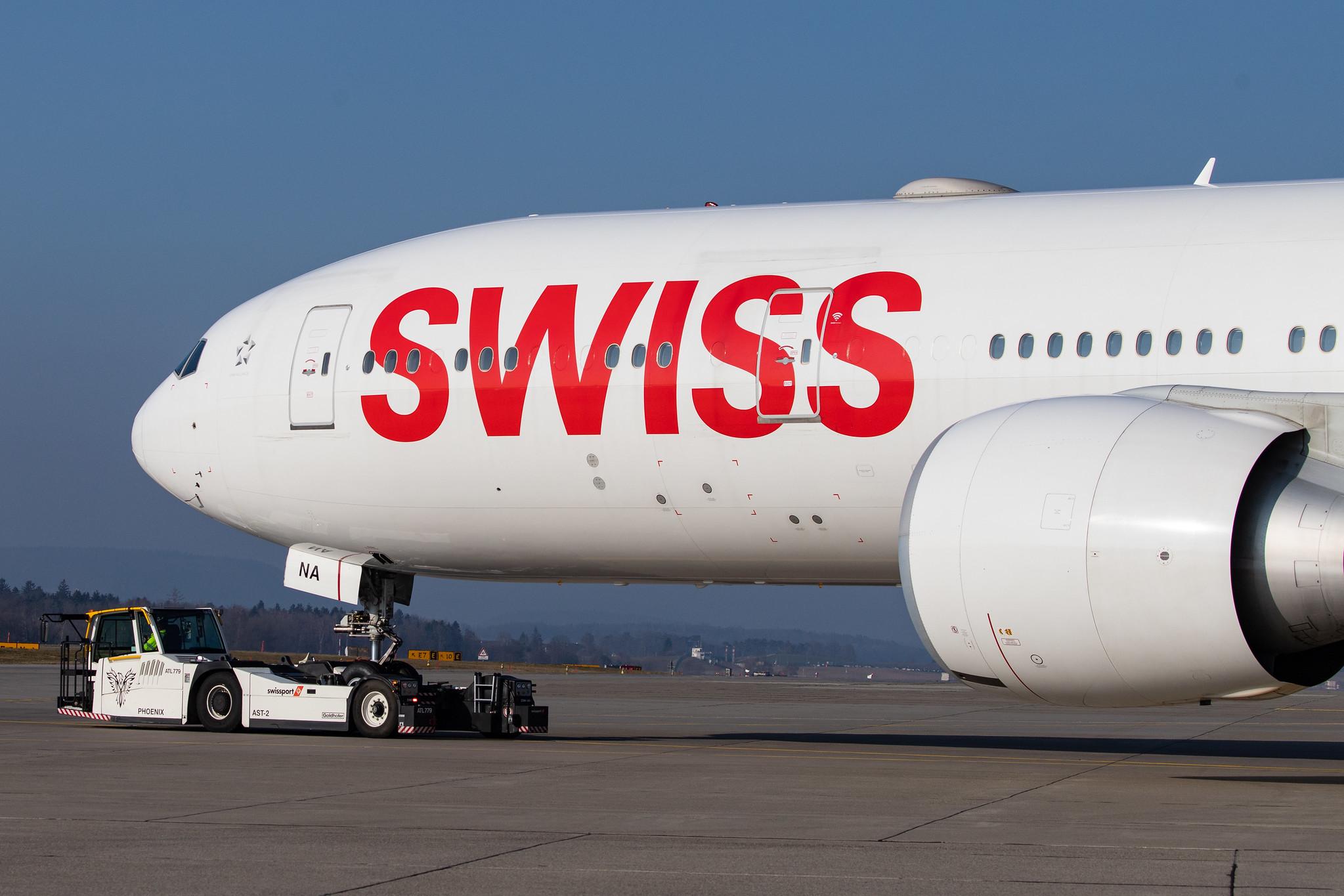 Flughafen Zürich: Swiss (LX / SWR) |  Boeing 777-3DE(ER) B77W | HB-JNA | MSN 44582