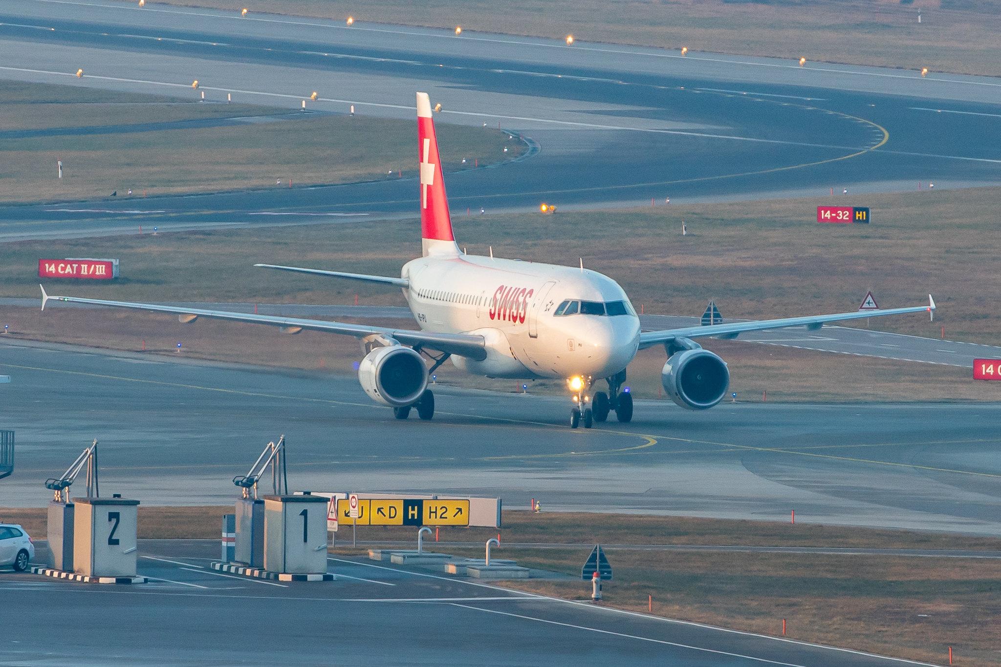 Flughafen Zürich: Swiss (LX / SWR) |  Airbus A319-112 A319 | HB-IPU | MSN 0713