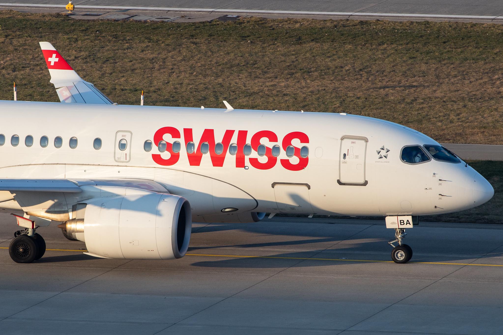 Flughafen Zürich: Swiss (LX / SWR) |  Airbus A220-100 BCS1 | HB-JBA | MSN 50010