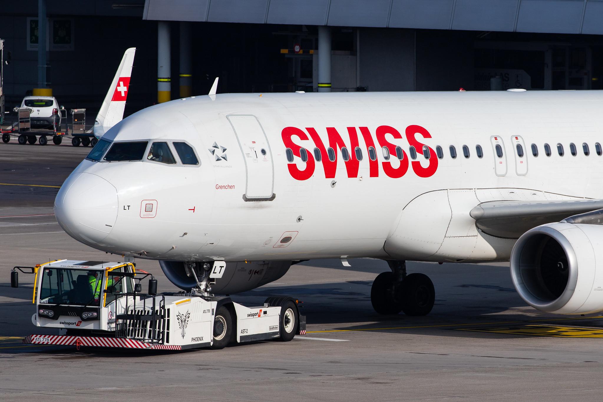 Flughafen Zürich: Swiss (LX / SWR) |  Airbus A320-214 A320 | HB-JLT | MSN 5518