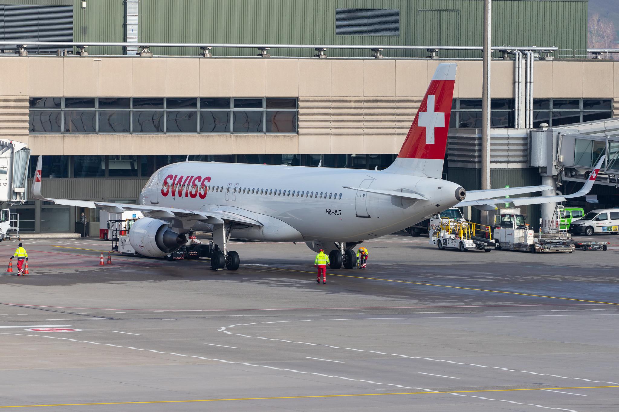 Flughafen Zürich: Swiss (LX / SWR) |  Airbus A320-214 A320 | HB-JLT | MSN 5518