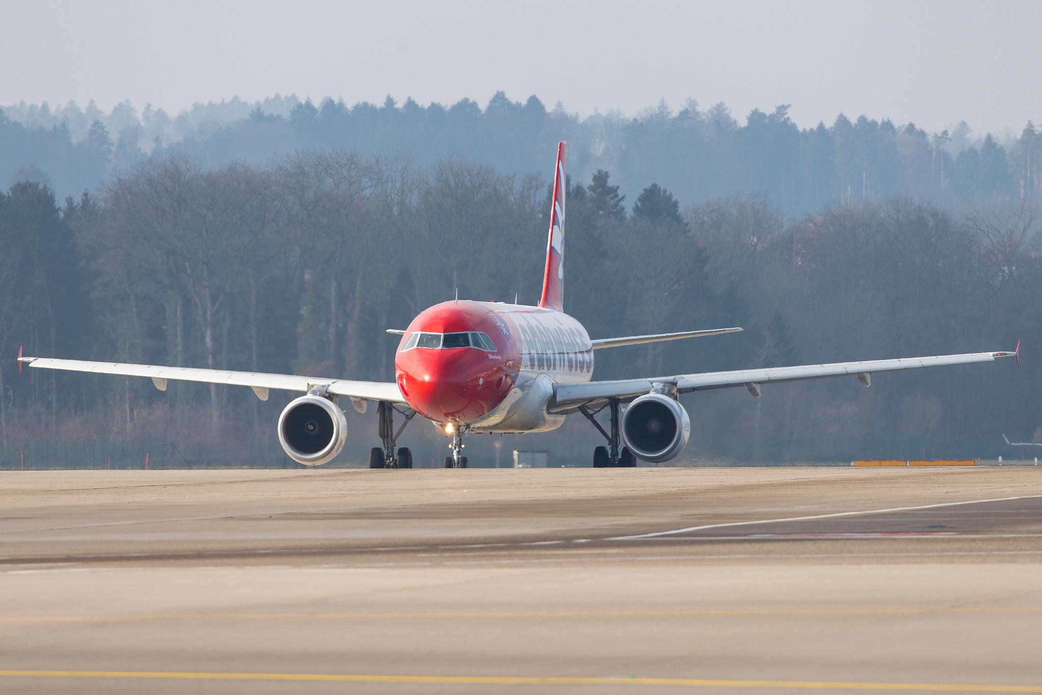 Flughafen Zürich: Edelweiss Air (WK / EDW) |  Airbus A320-214 A320 | HB-IHY | MSN 0947