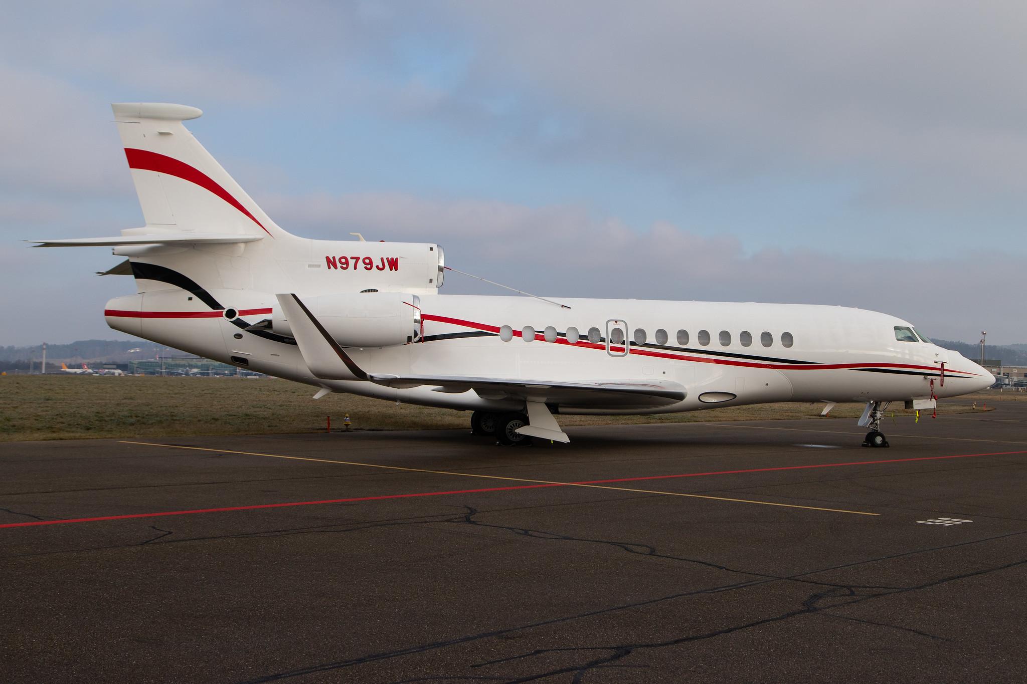 Flughafen Zürich: S C Johnson & Sons |  Dassault Falcon 7X FA7X | N979JW | MSN 184