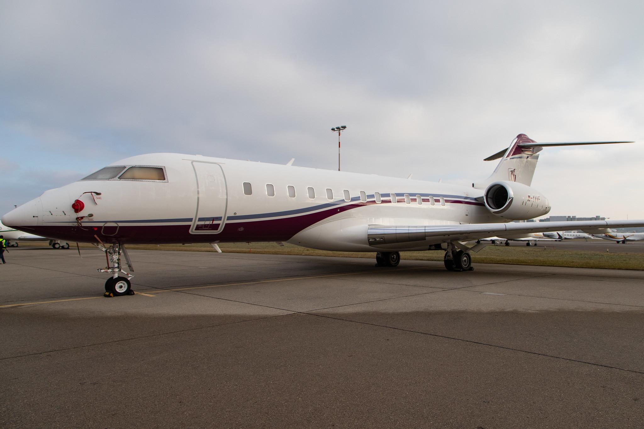 Flughafen Zürich: GlobalJet |  Bombardier Global 6000 GLEX | M-YVVF | MSN 9590