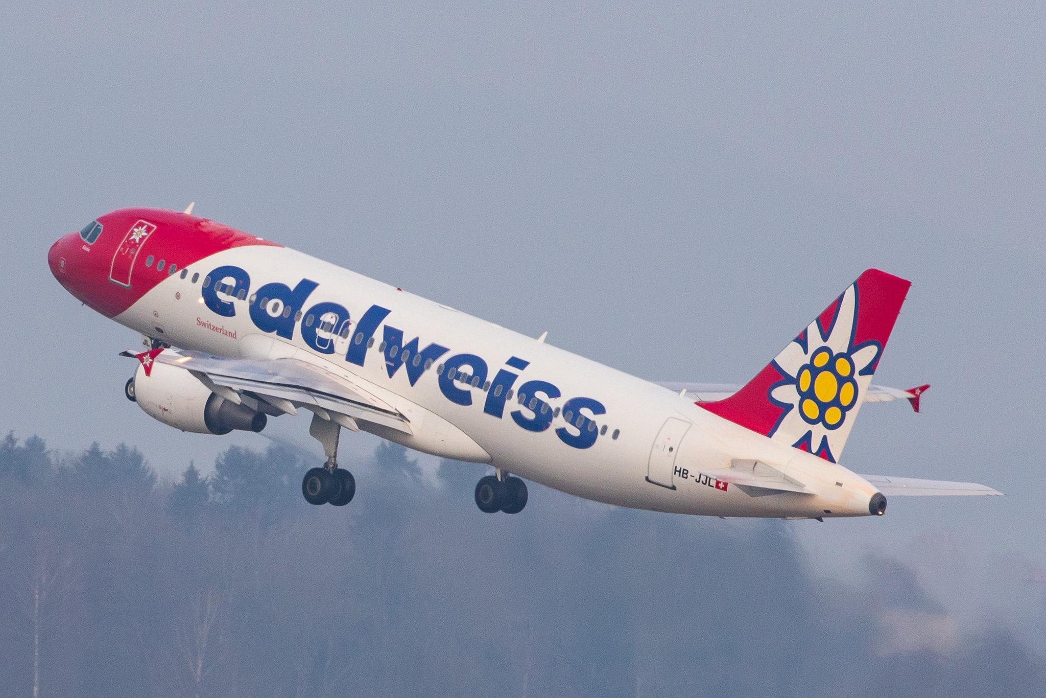 Flughafen Zürich: Edelweiss Air (WK / EDW) |  Airbus A320-214 A320 | HB-JJL | MSN 2606
