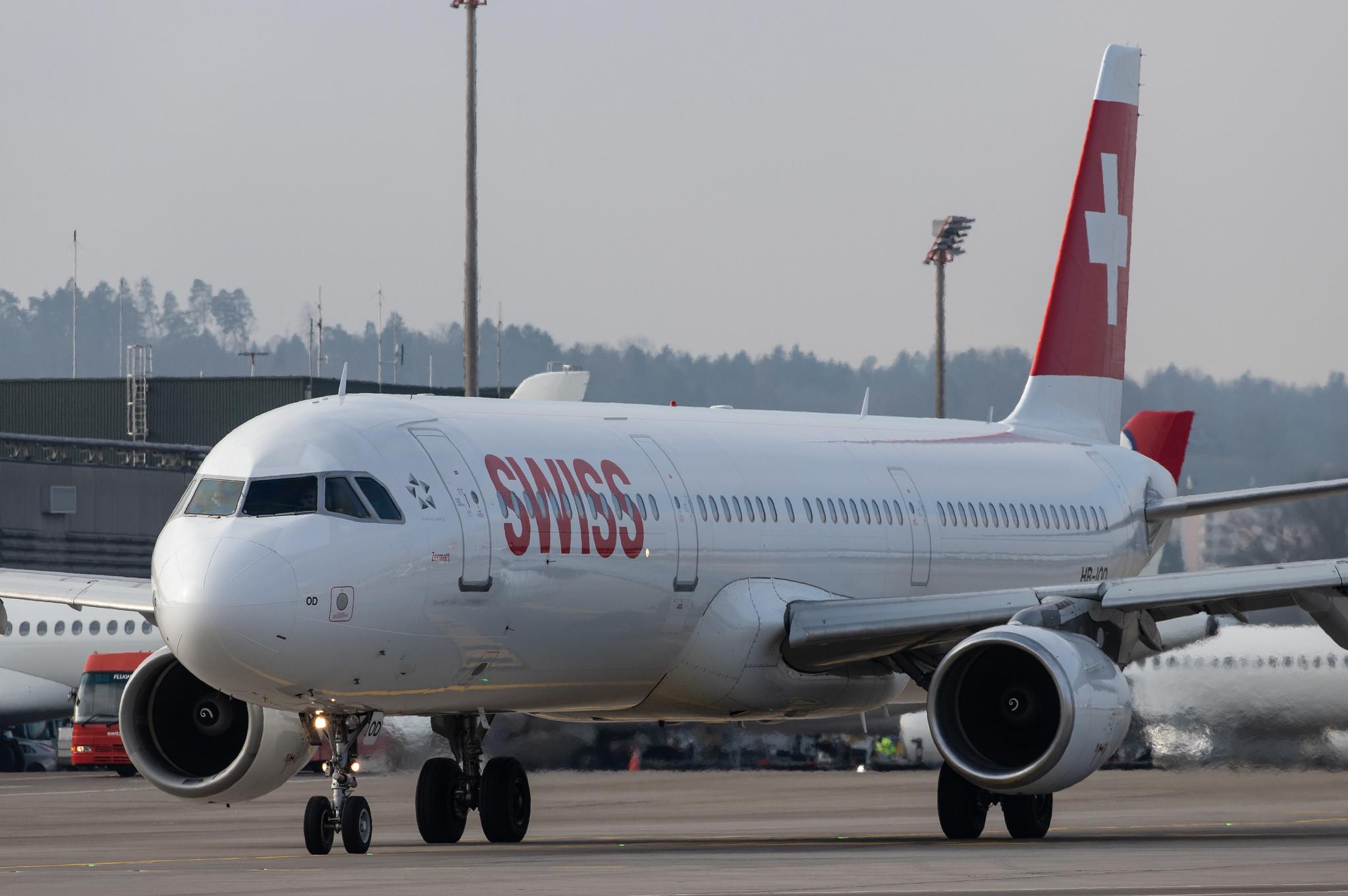 Flughafen Zürich: Swiss (LX / SWR) |  Airbus A321-111 A321 | HB-IOD | MSN 0522