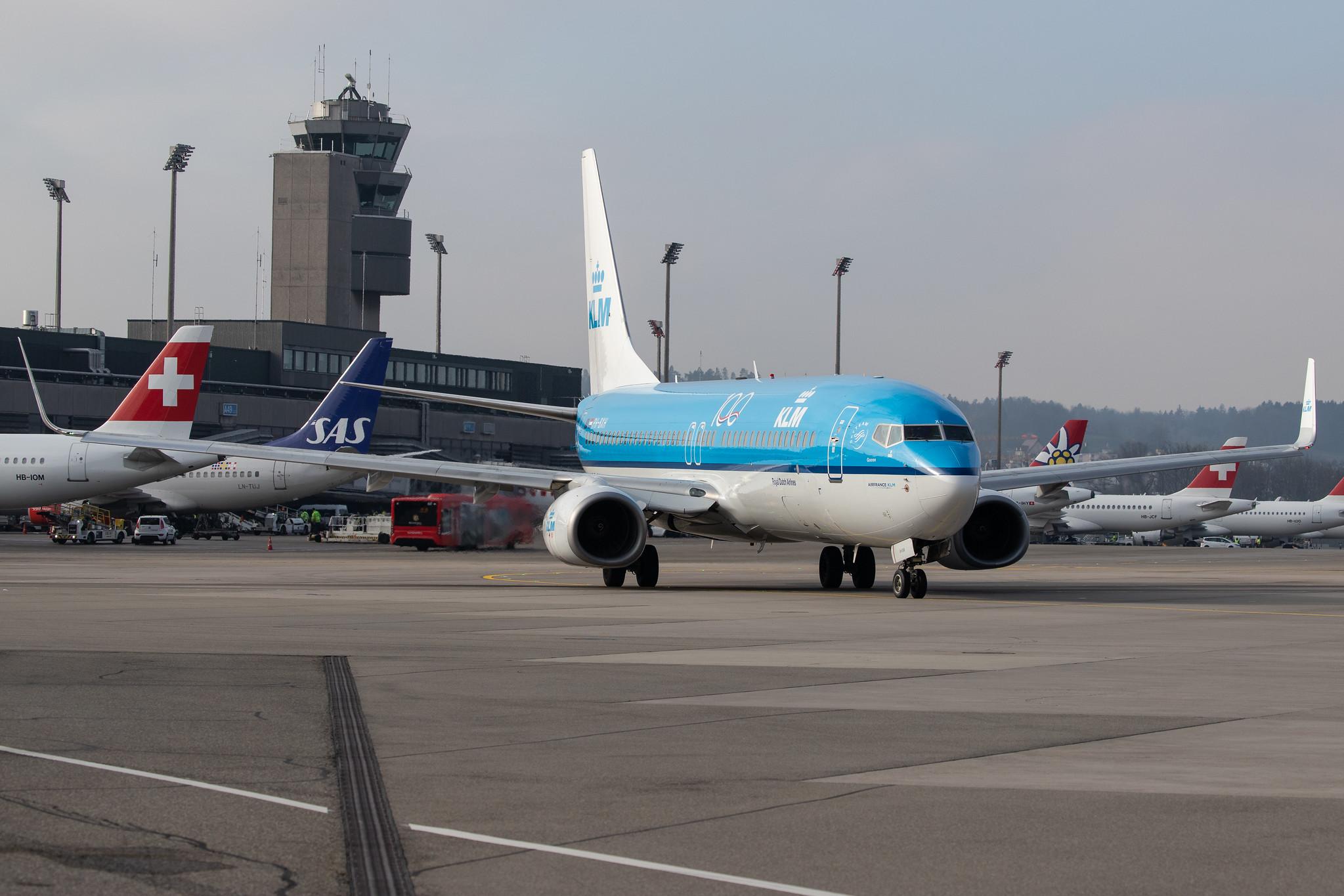 Flughafen Zürich: KLM (KL / KLM) |  Boeing 737-8K2 B738 | PH-BXH | MSN 29597