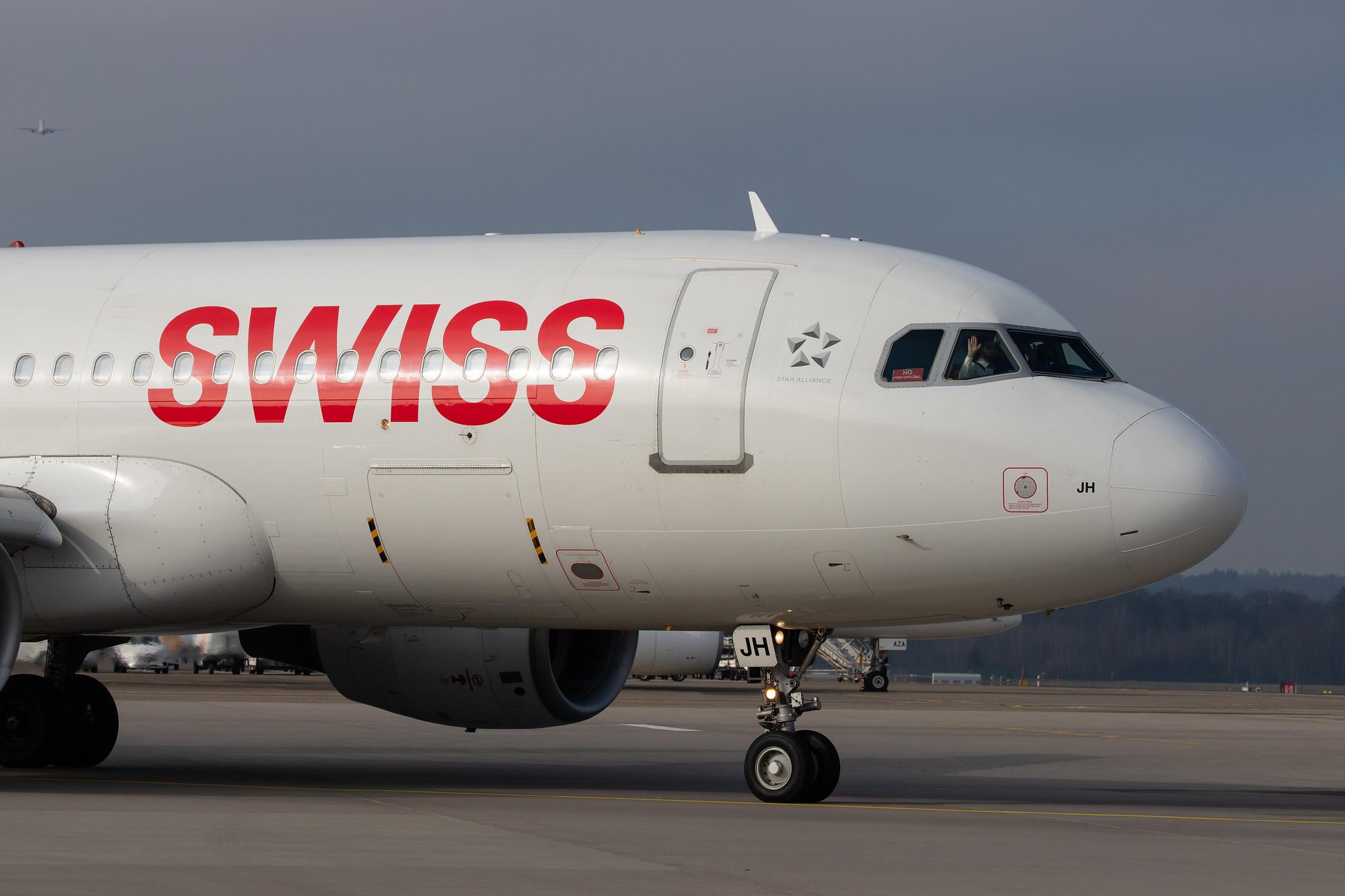 Flughafen Zürich: Swiss (LX / SWR) |  Airbus A320-214 A320 | HB-IJH | MSN 0574