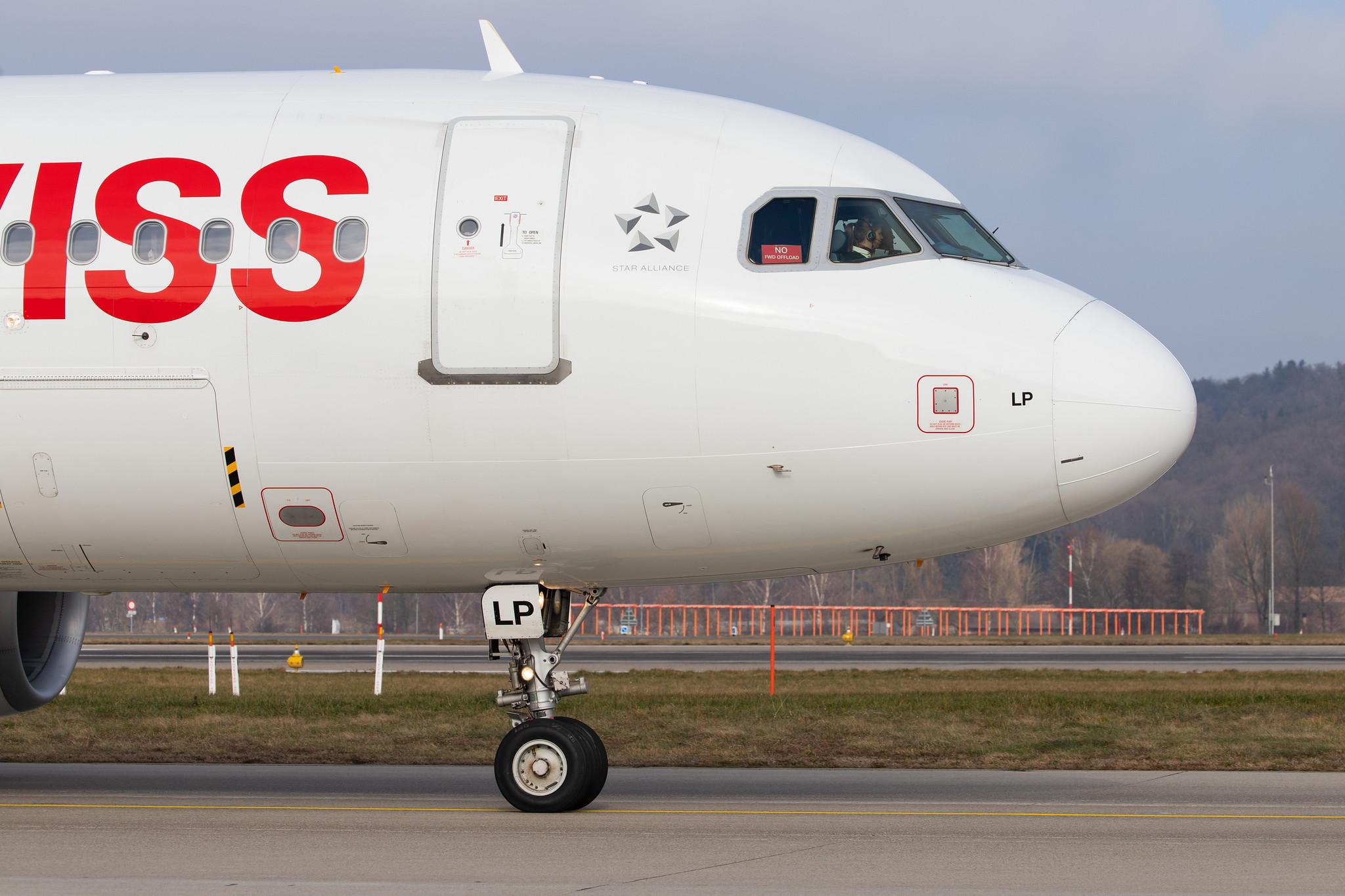 Flughafen Zürich: Swiss (LX / SWR) |  Airbus A320-214 A320 | HB-JLP | MSN 4618