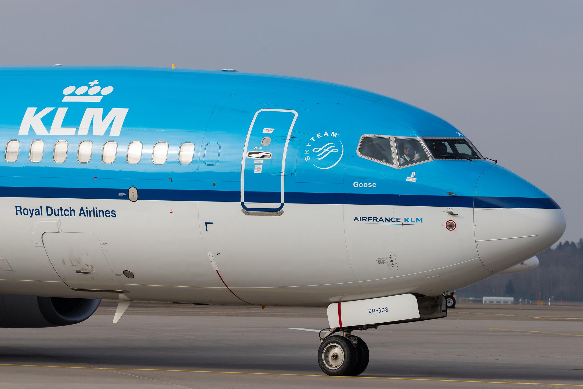 Flughafen Zürich: KLM (KL / KLM) |  Boeing 737-8K2 B738 | PH-BXH | MSN 29597