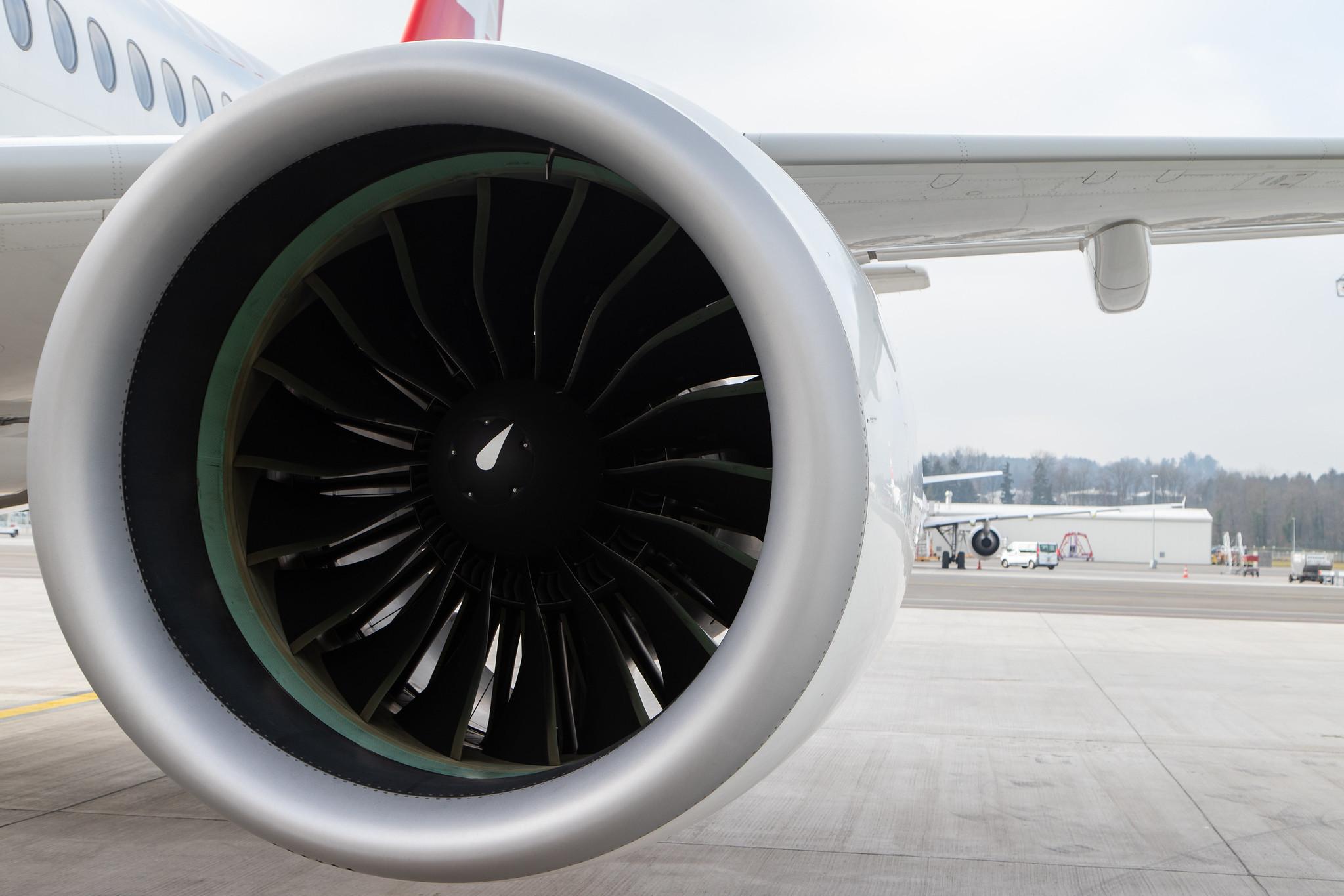 Flughafen Zürich: Swiss (LX / SWR) |  Airbus A220-100 BCS1 | HB-JBA | MSN 50010