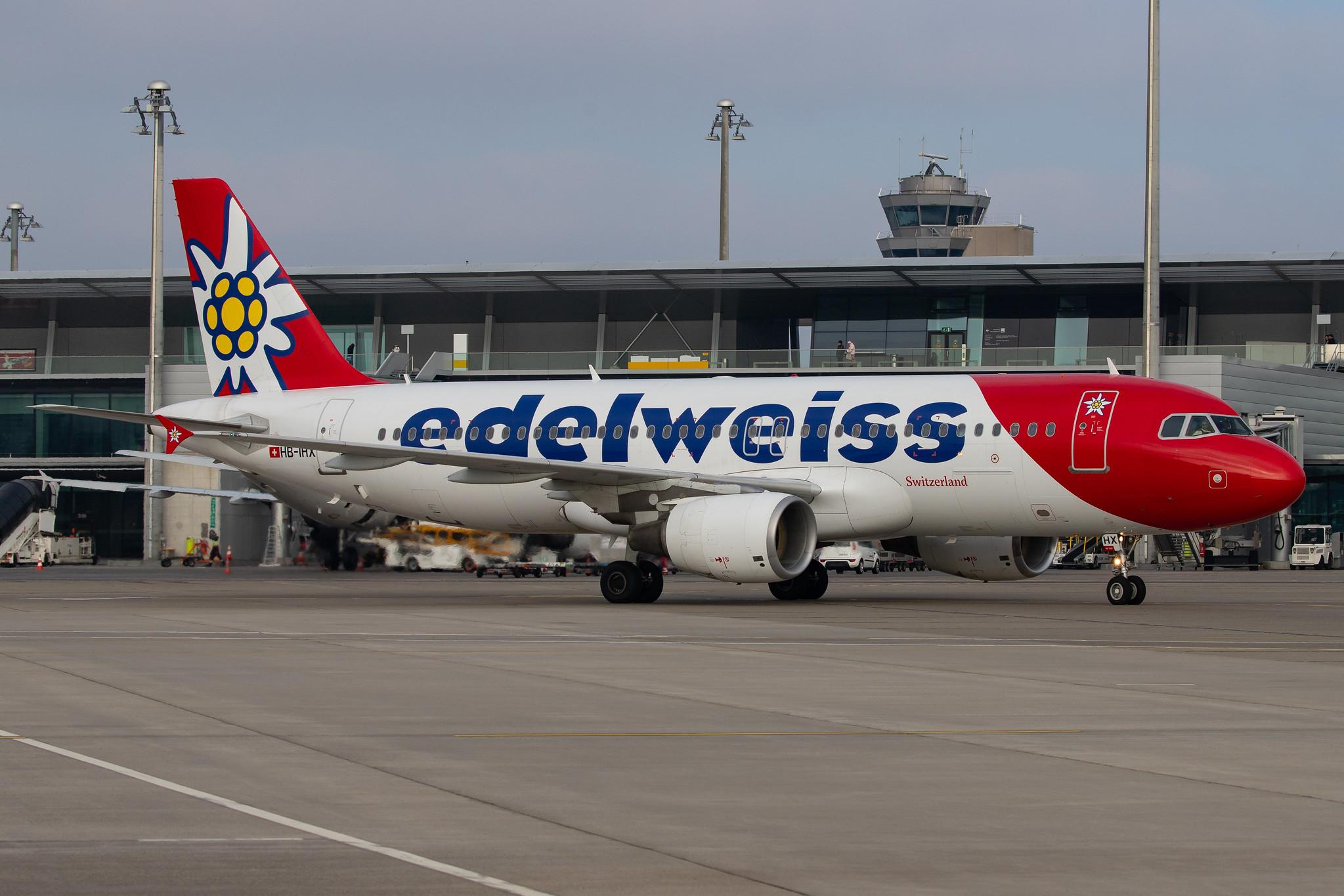 Flughafen Zürich: Edelweiss Air (WK / EDW) |  Airbus A320-214 A320 | HB-IHX | MSN 0942