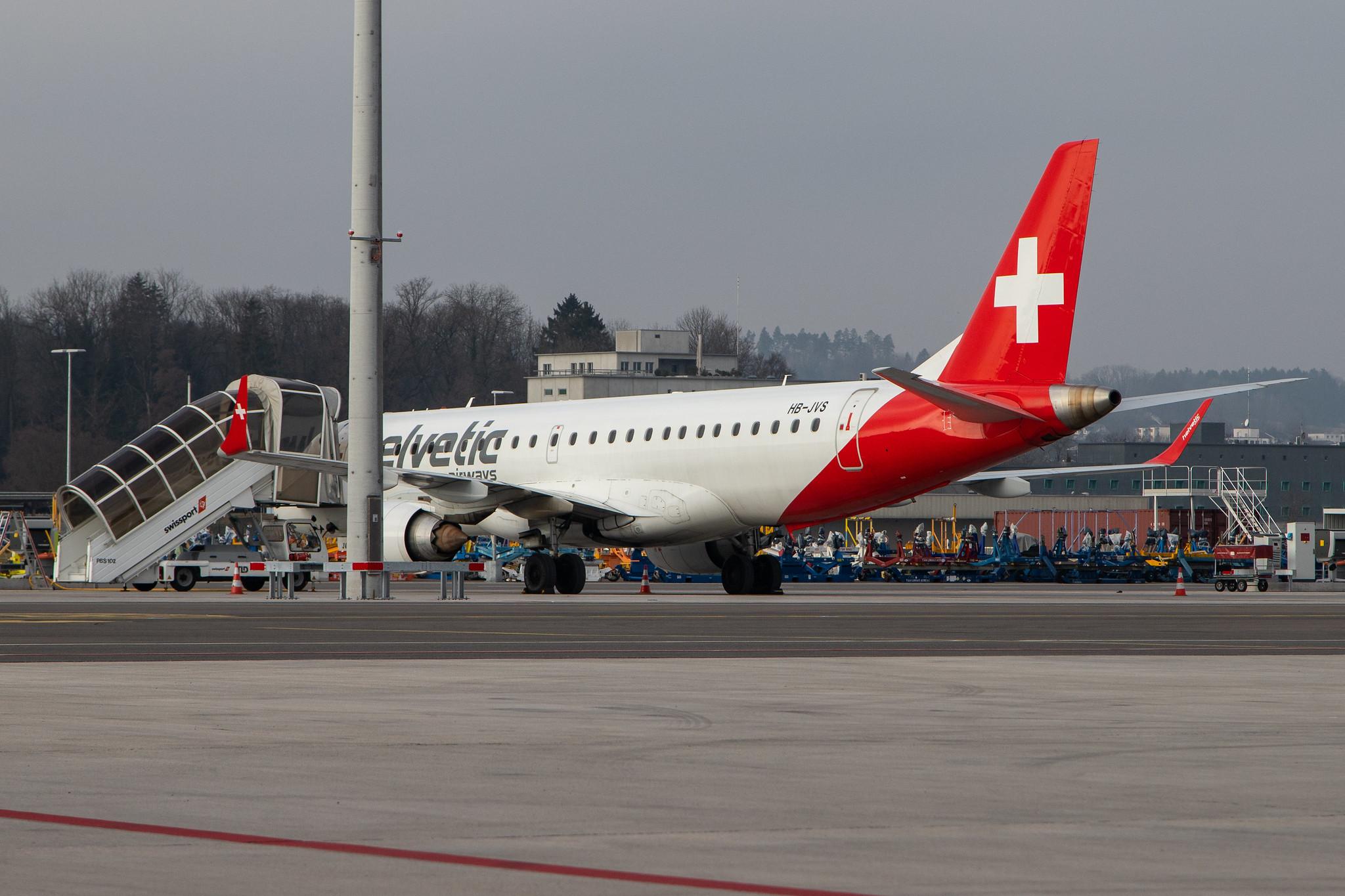 Flughafen Zürich: Helvetic Airways (2L / OAW) |  Embraer E190AR E190 | HB-JVS | MSN 19000265