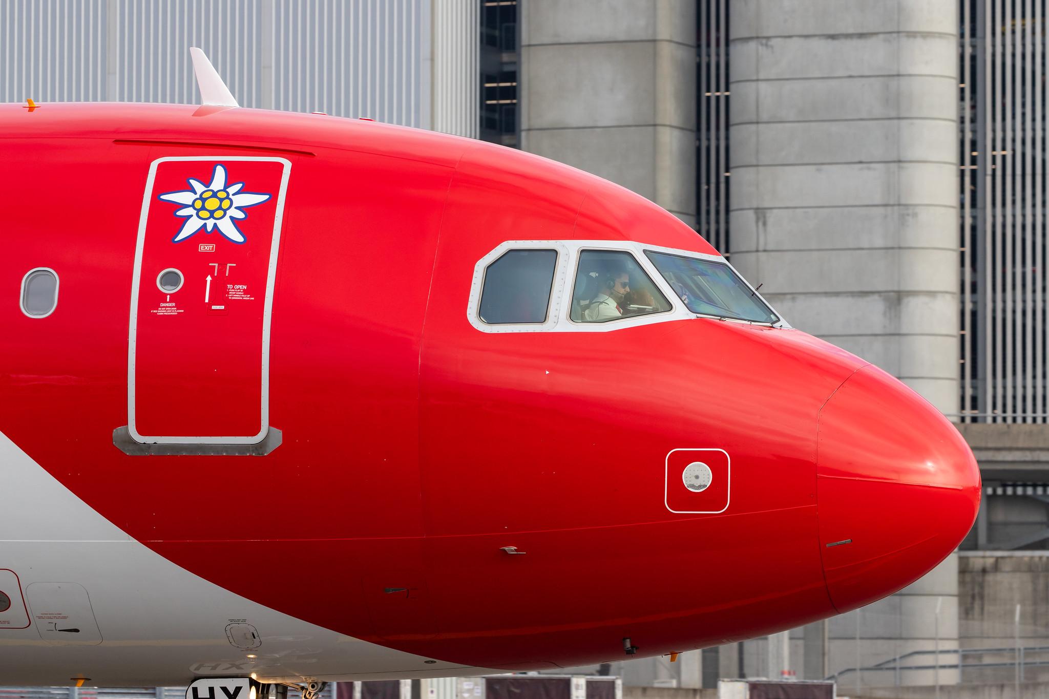 Flughafen Zürich: Edelweiss Air (WK / EDW) |  Airbus A320-214 A320 | HB-IHX | MSN 0942