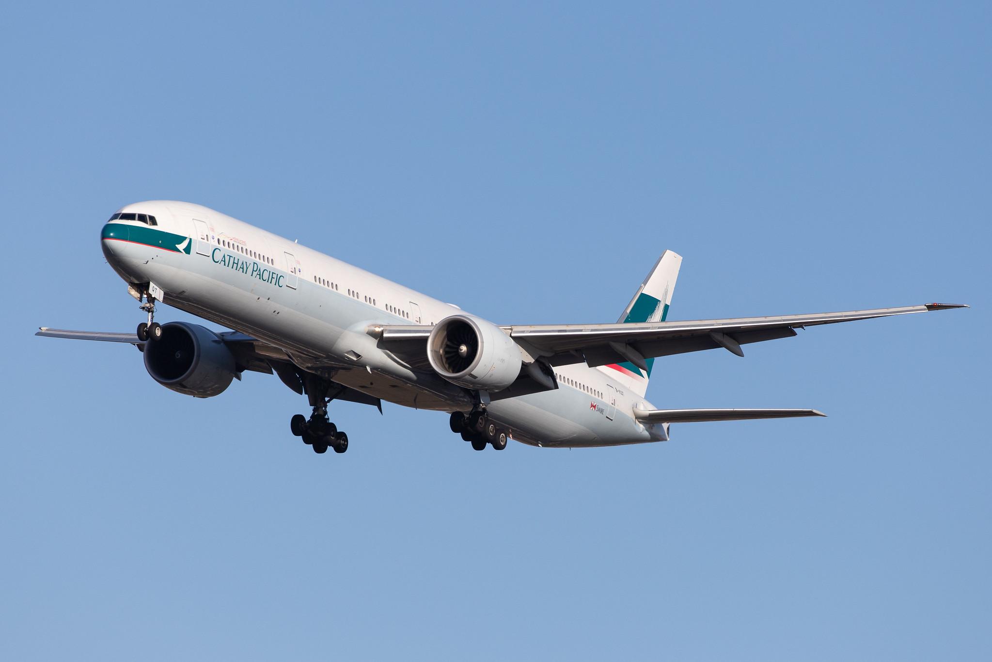 London Heathrow Airport: Cathay Pacific (CX / CPA) |  Boeing 777-367(ER) B77W | B-KQT | MSN 41766