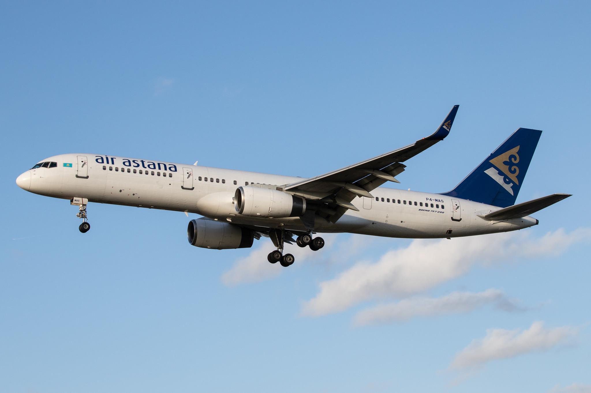 London Heathrow Airport: Air Astana (KC / KZR) |  Boeing 757-28A B752 | P4-MAS | MSN 29306