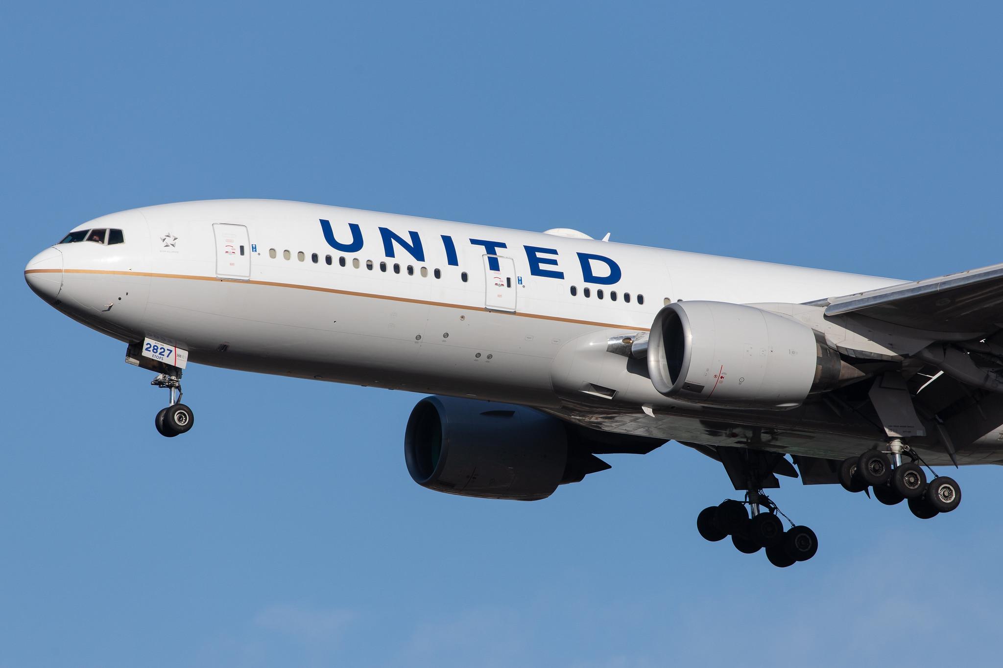 London Heathrow Airport: United Airlines (UA / UAL) |  Boeing 777-222(ER) B772 | N227UA | MSN 30555