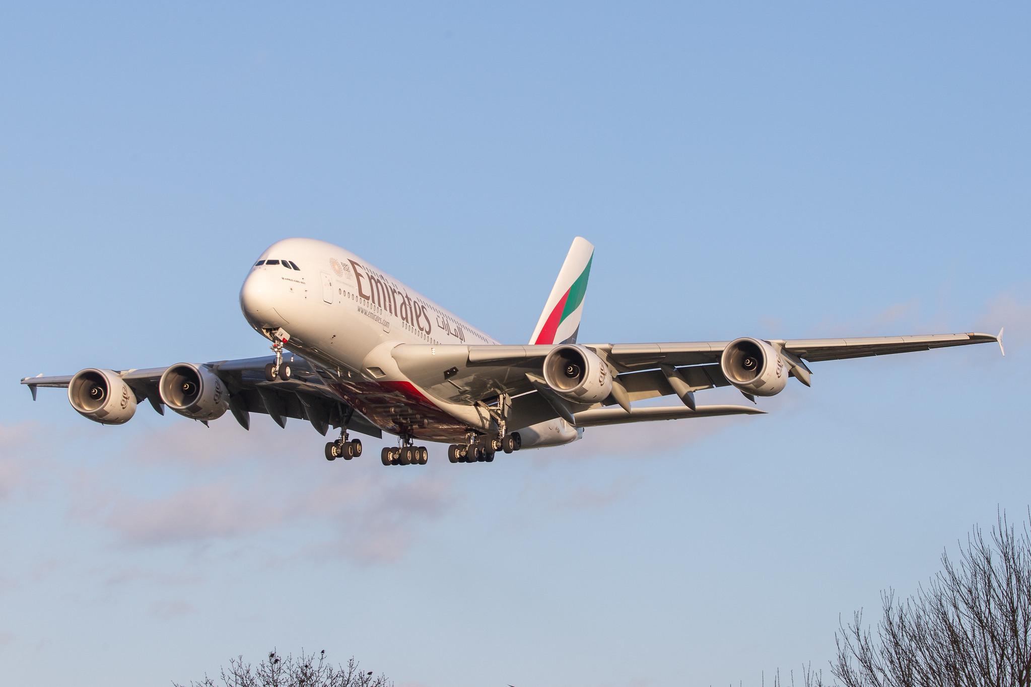 London Heathrow Airport: Emirates (EK / UAE) |  Airbus A380-842 A388 | A6-EUM | MSN 225