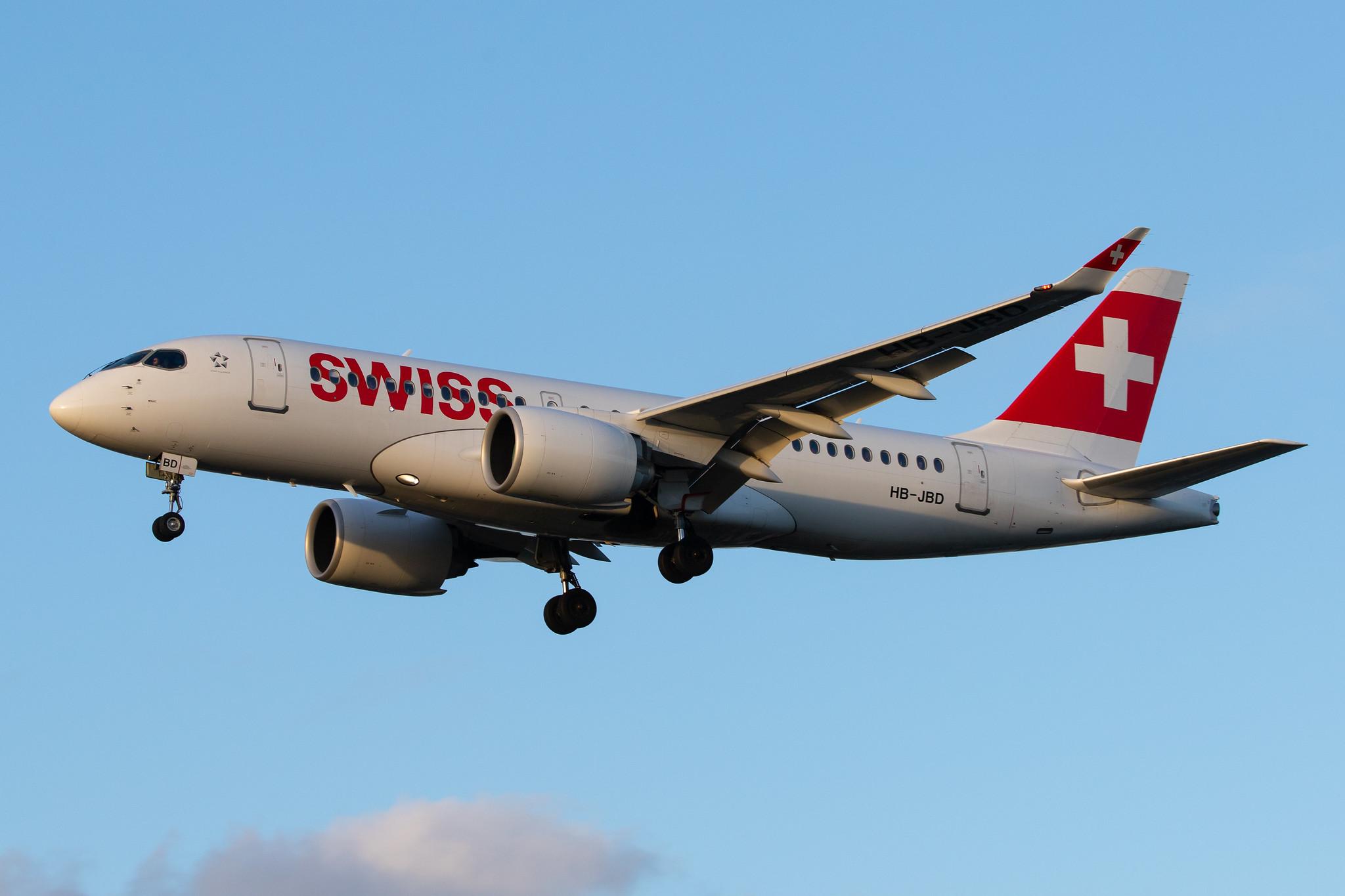 London Heathrow Airport: Swiss (LX / SWR) |  Airbus A220-100 BCS1 | HB-JBD | MSN 50013