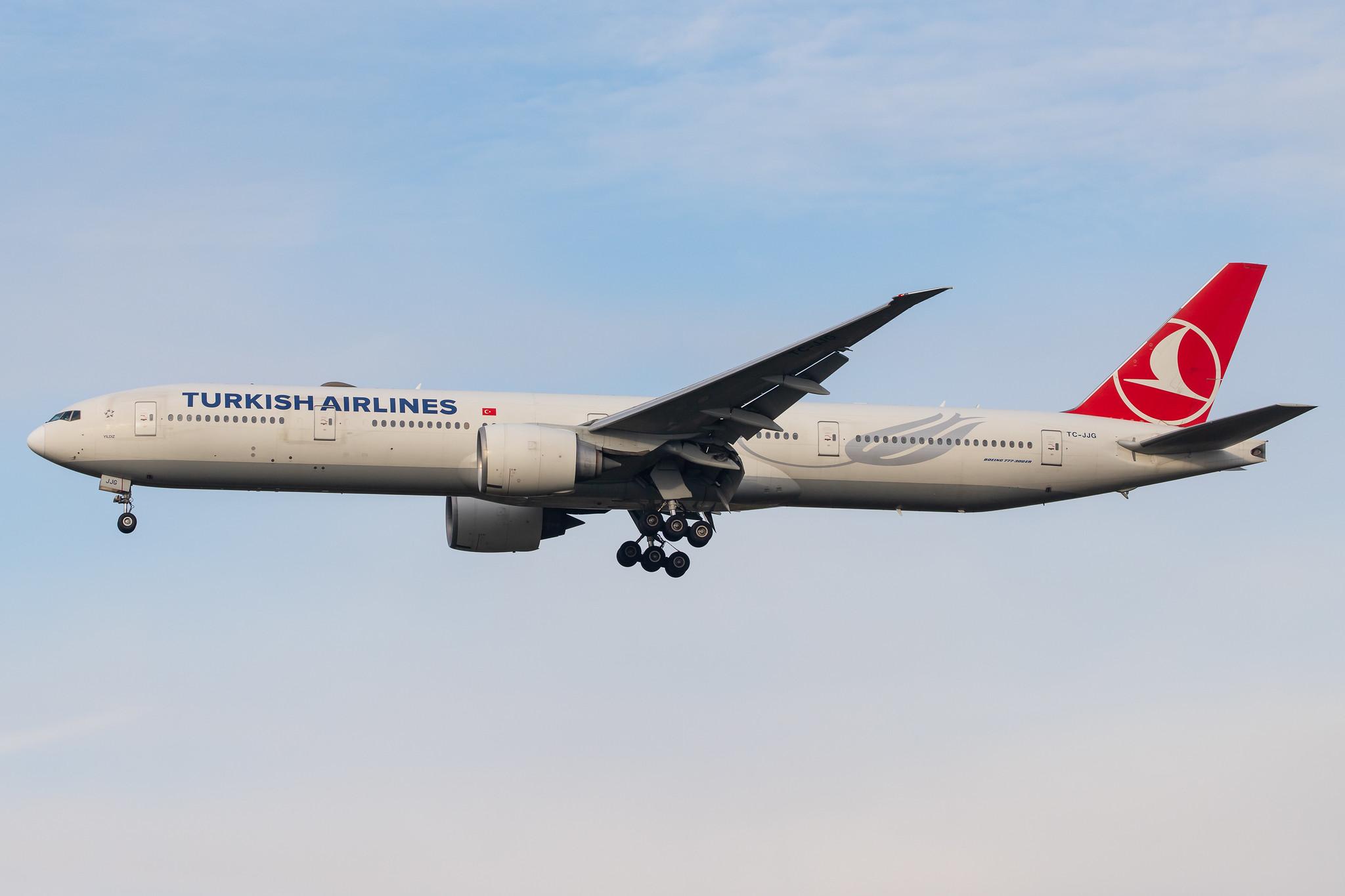 London Heathrow Airport: Turkish Airlines (TK / THY) |  Boeing 777-3F2(ER) B77W | TC-JJG | MSN 40791