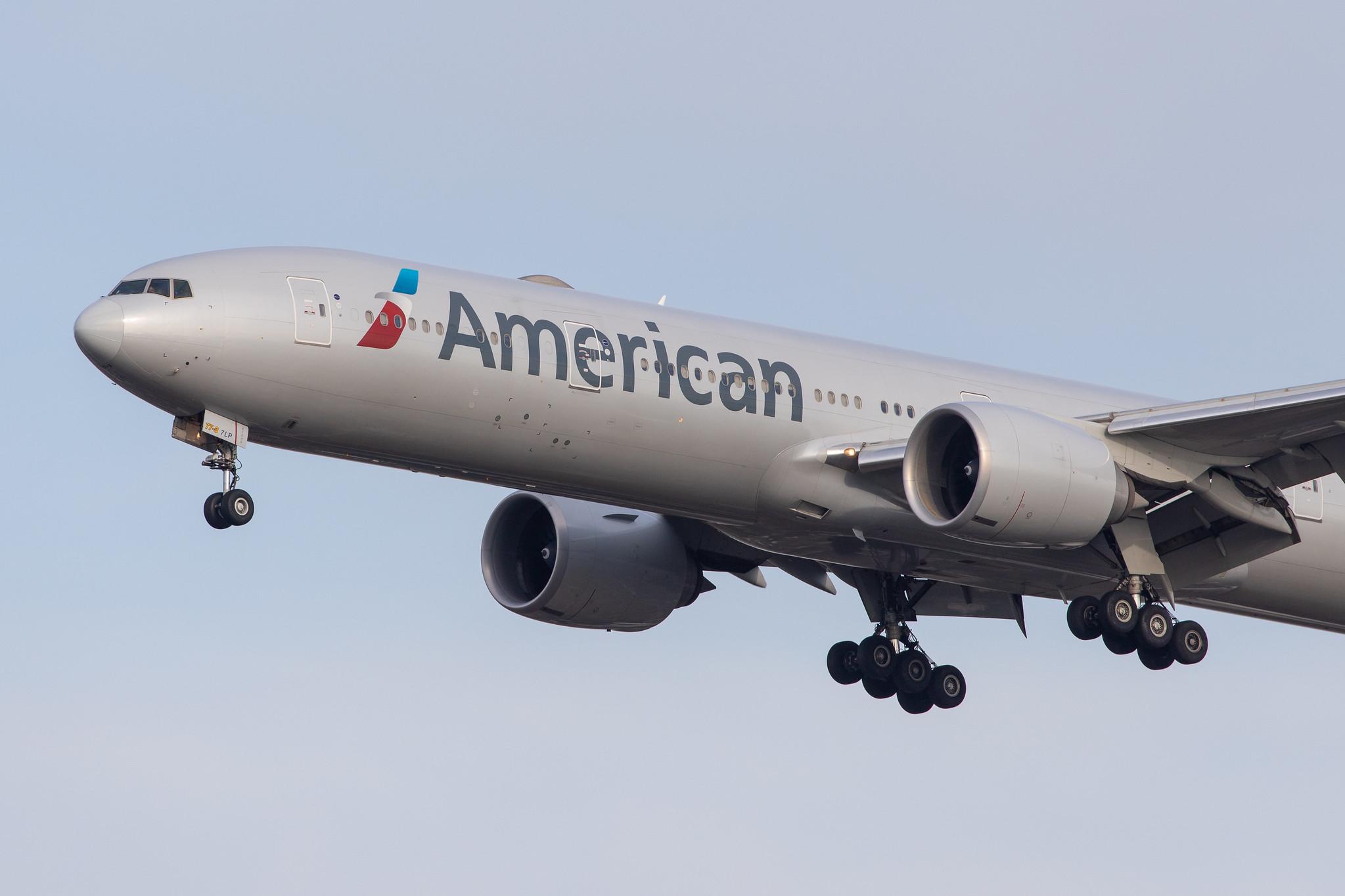 London Heathrow Airport: American Airlines (AA / AAL) |  Boeing 777-323(ER) B77W | N730AN | MSN 31554