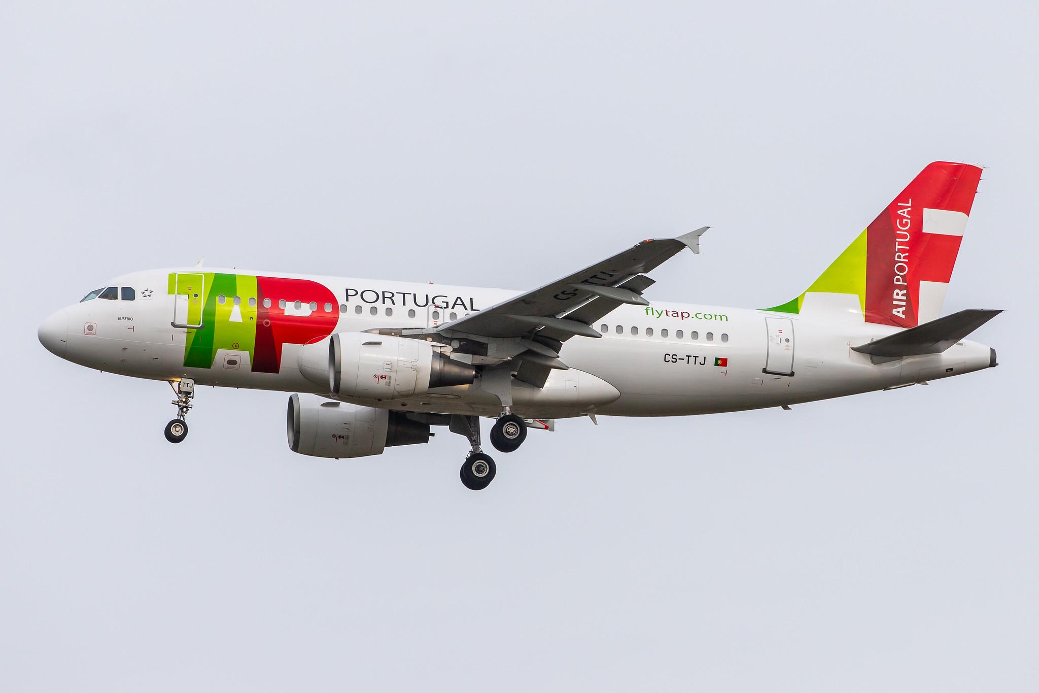 London Heathrow Airport: TAP Air Portugal (TP / TAP) |  Airbus A319-111 A319 | CS-TTJ | MSN 0979
