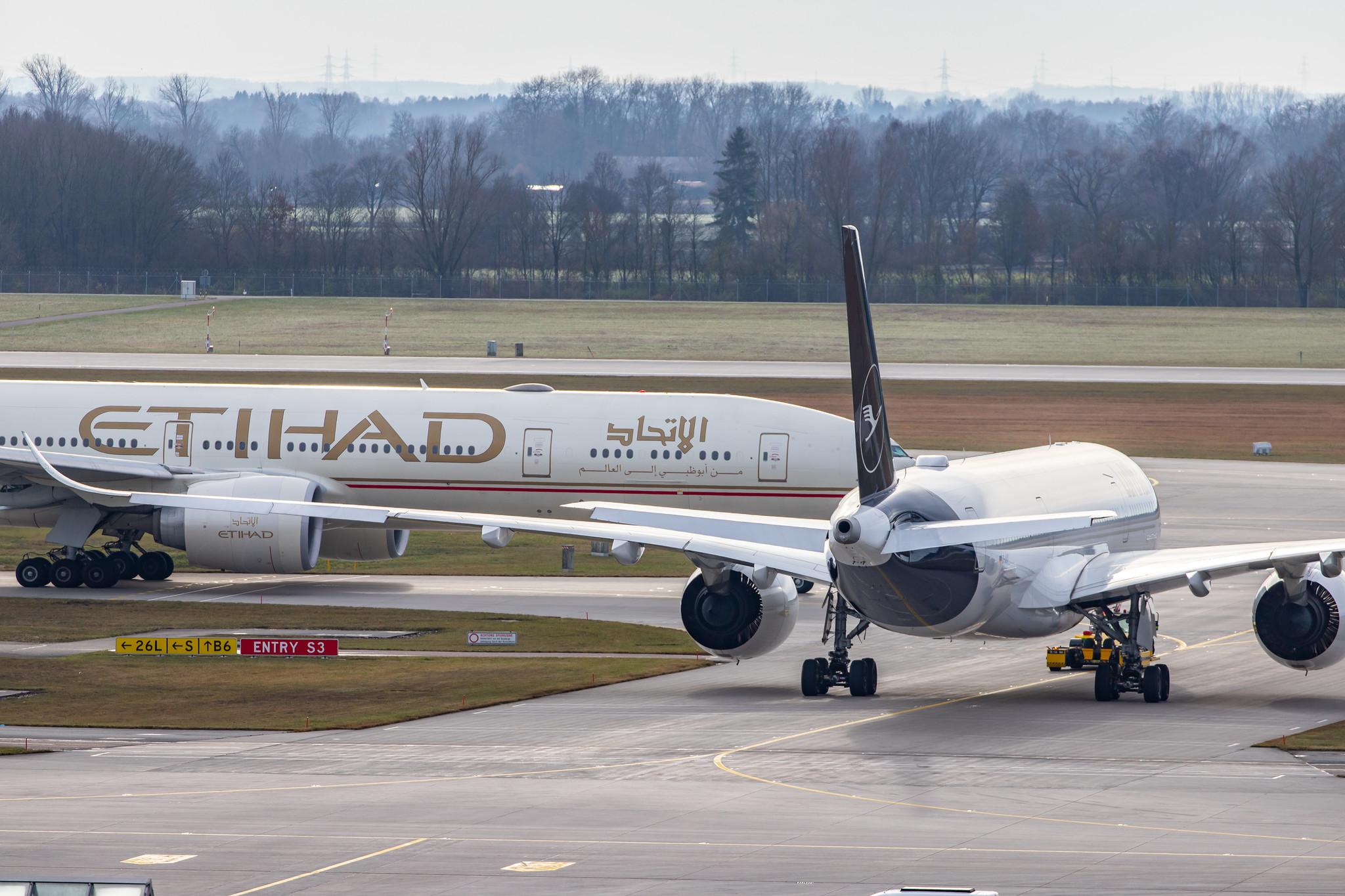 Munich Airport: Etihad Airways (EY / ETD) |  Boeing 777-3FX(ER) B77W | A6-ETO | MSN 39690