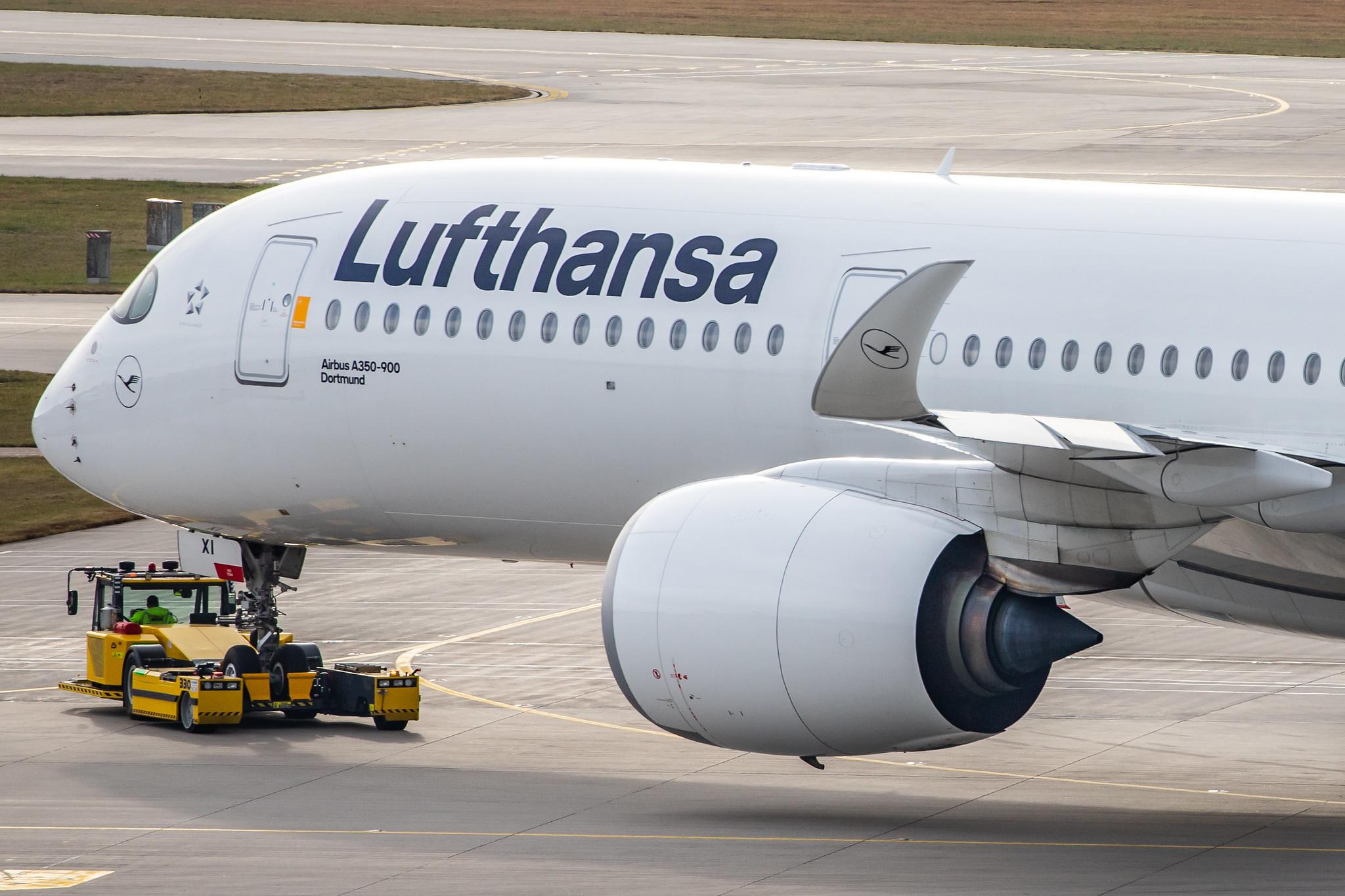Munich Airport: Lufthansa (LH / DLH) |  Airbus A350-941 A359 | D-AIXI | MSN 202