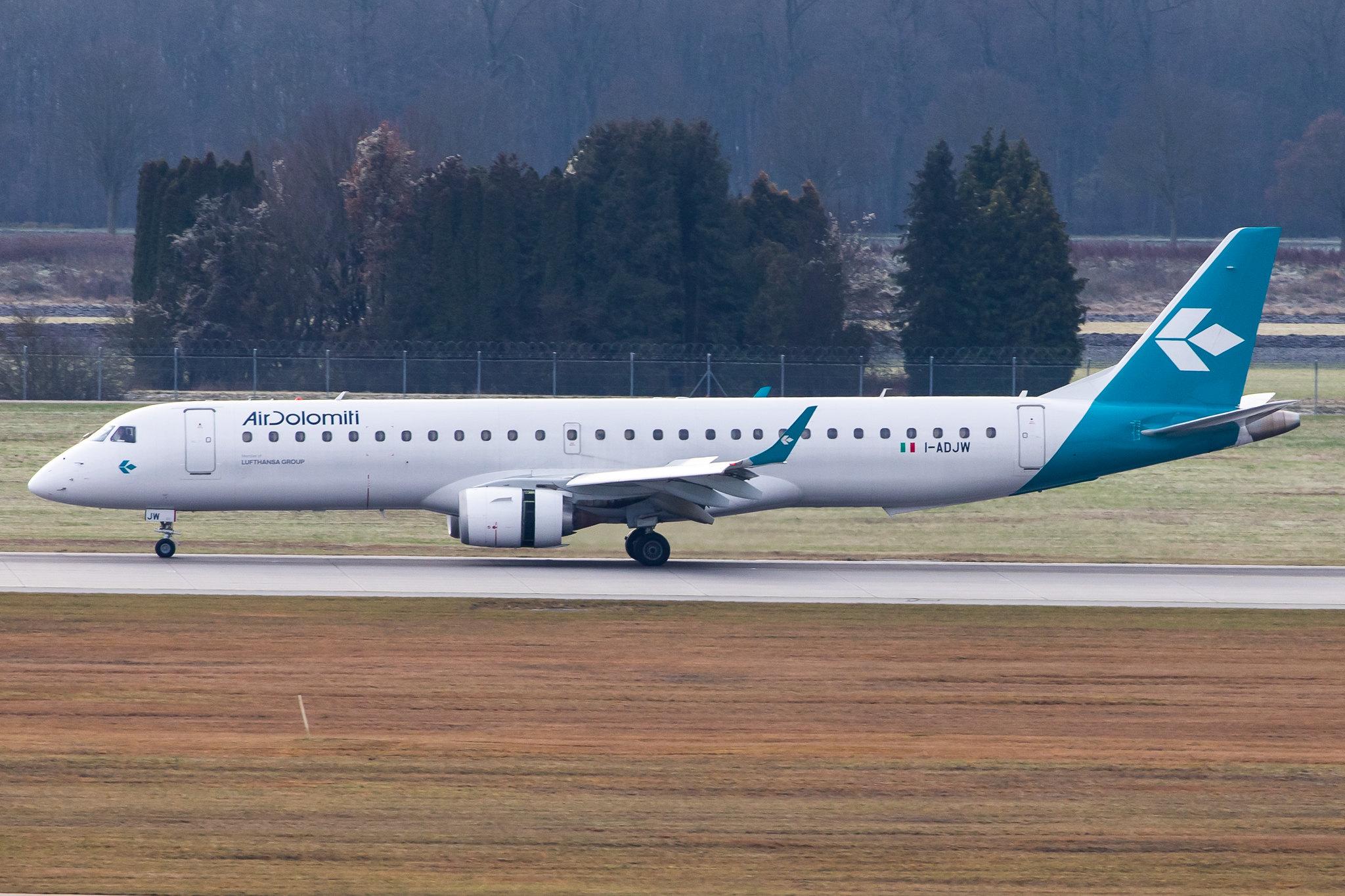 Munich Airport: Air Dolomiti (EN / DLA) |  Embraer E195LR E195 | I-ADJW | MSN 19000297