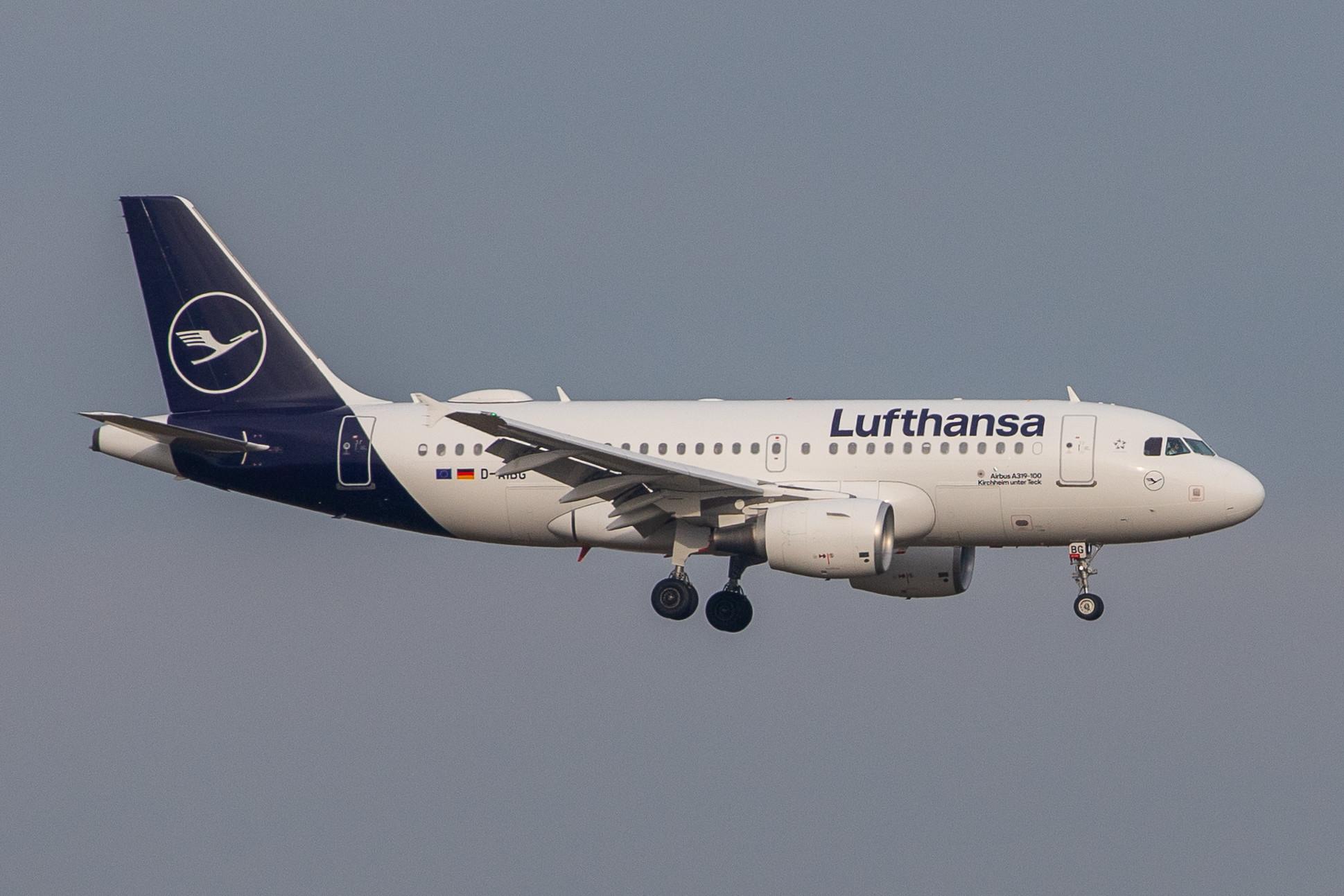 Munich Airport: Lufthansa (LH / DLH) |  Airbus A319-112 A319 | D-AIBG | MSN 4841