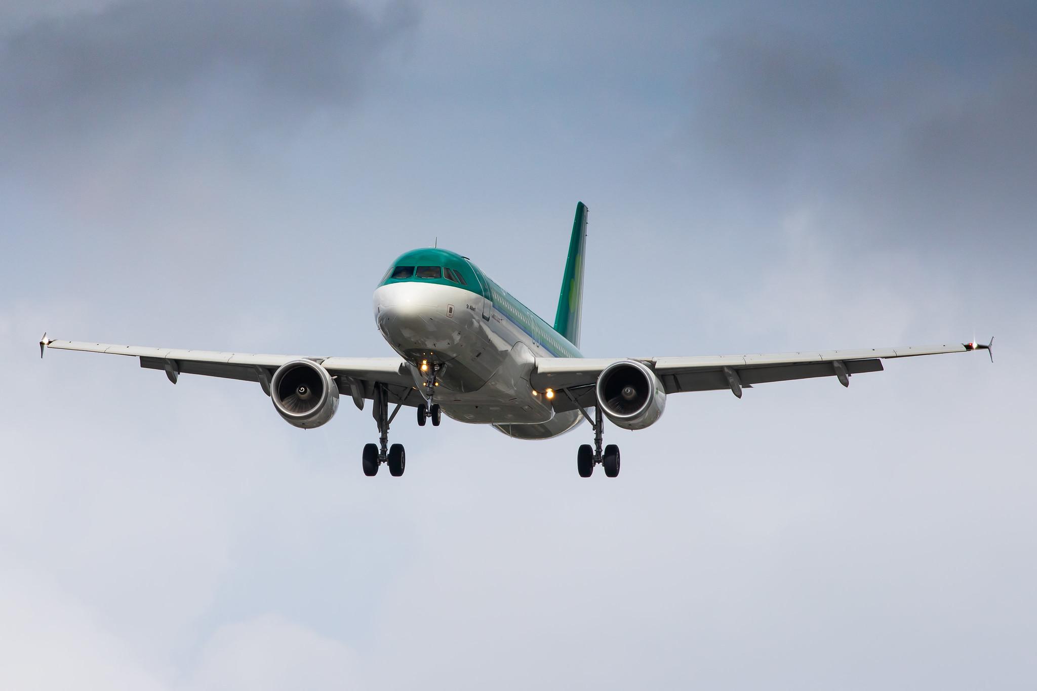 London Heathrow Airport: Aer Lingus (EI / EIN) |  Airbus A320-214 A320 | EI-EDP | MSN 3781