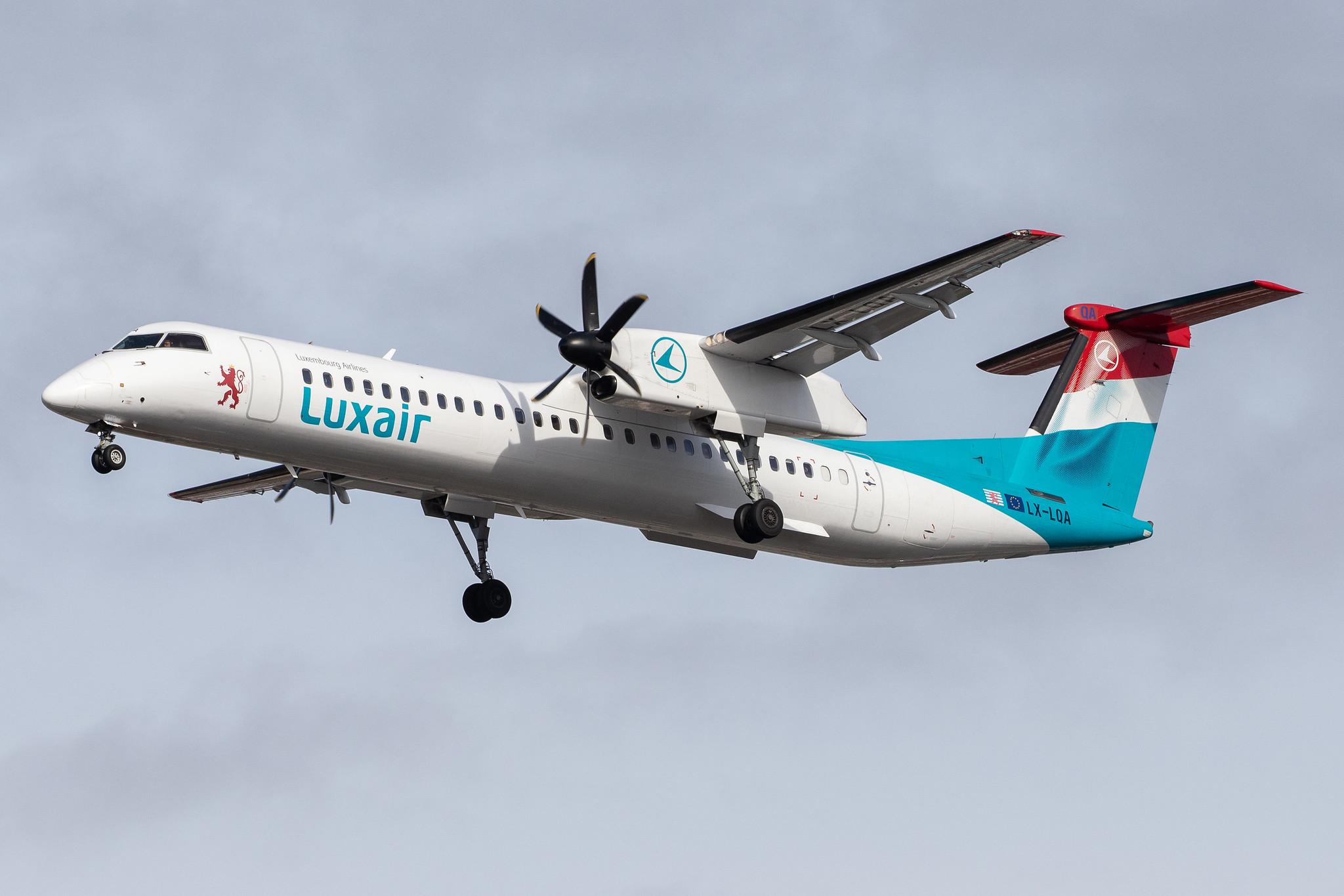 Flughafen Berlin Tegel (TXL): Luxair (LG / LGL) |  De Havilland Canada Dash 8-400 DH8D | LX-LQA | MSN 4468