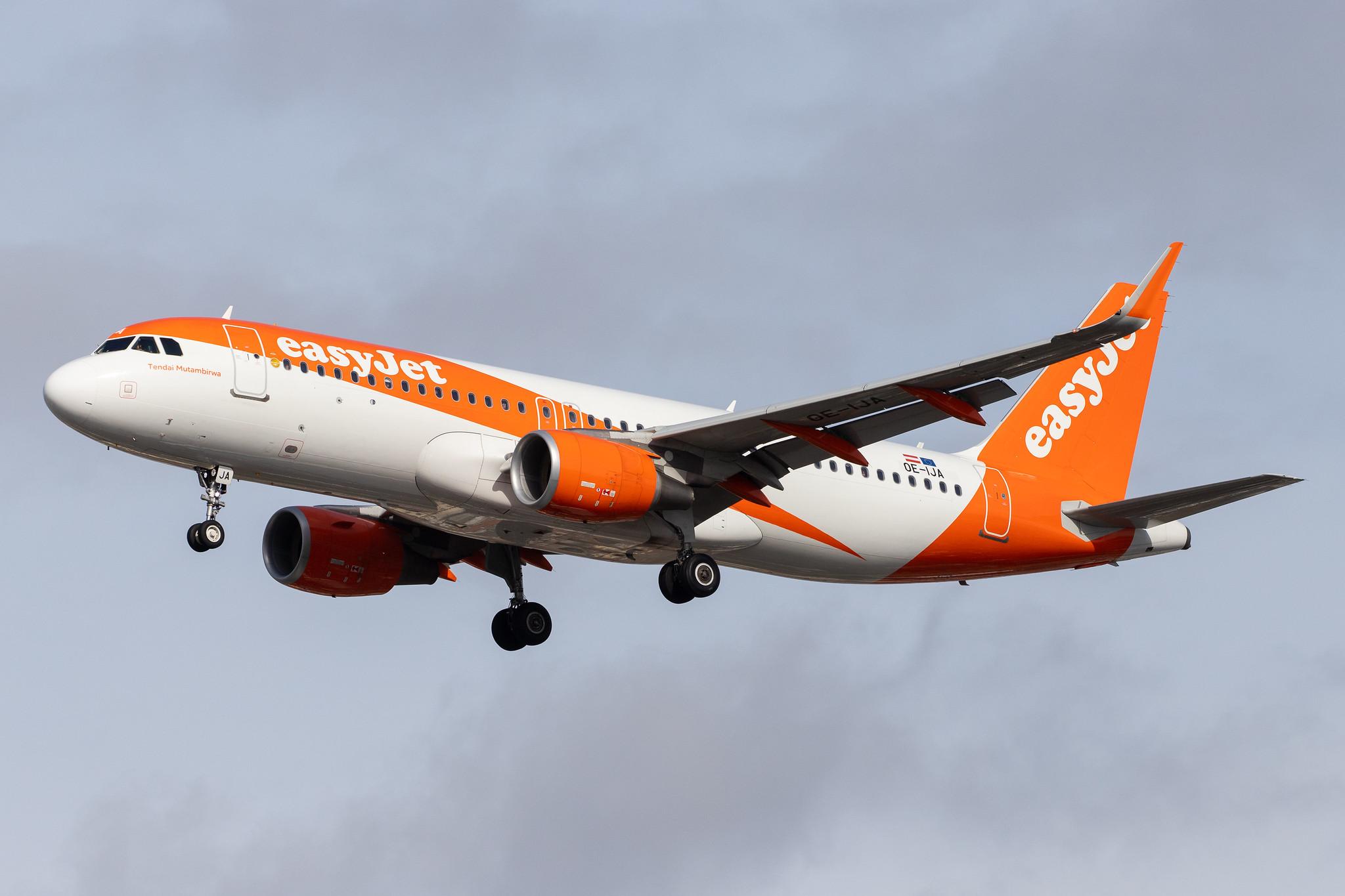 Flughafen Berlin Tegel (TXL): easyJet (U2 / EZY) | Operator: easyJet Europe |  Airbus A320-214 A320 | OE-IJA | MSN 7660