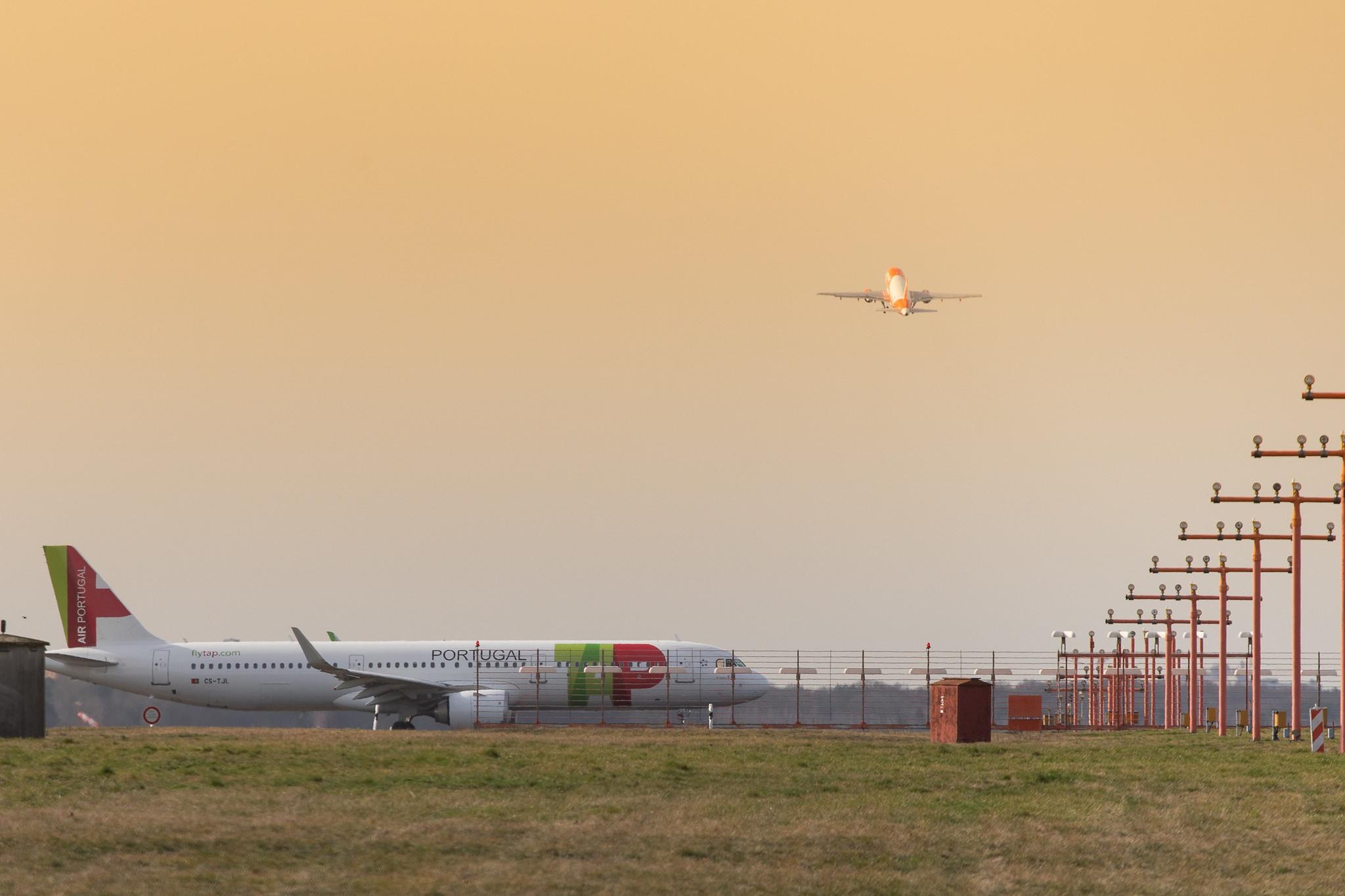 Flughafen Berlin Tegel (TXL): TAP Air Portugal (TP / TAP) |  Airbus A321-251N A21N | CS-TJL | MSN 8591