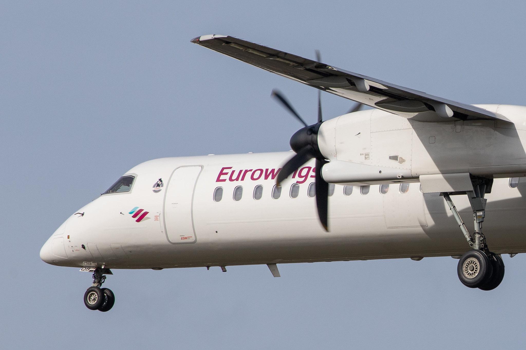 Flughafen Berlin Tegel (TXL): Eurowings (EW / EWG) | Operator: Luftfahrtgesellschaft Walter |  De Havilland Canada Dash 8-400 DH8D | D-ABQB | MSN 4226