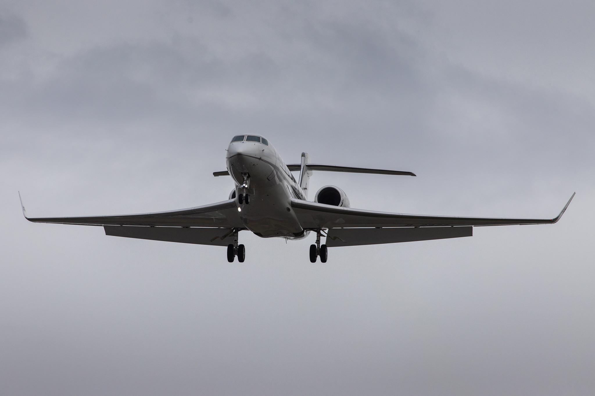 London Heathrow Airport: Private Owner |  Gulfstream G650ER GLF6 | B-2977 | MSN 6205