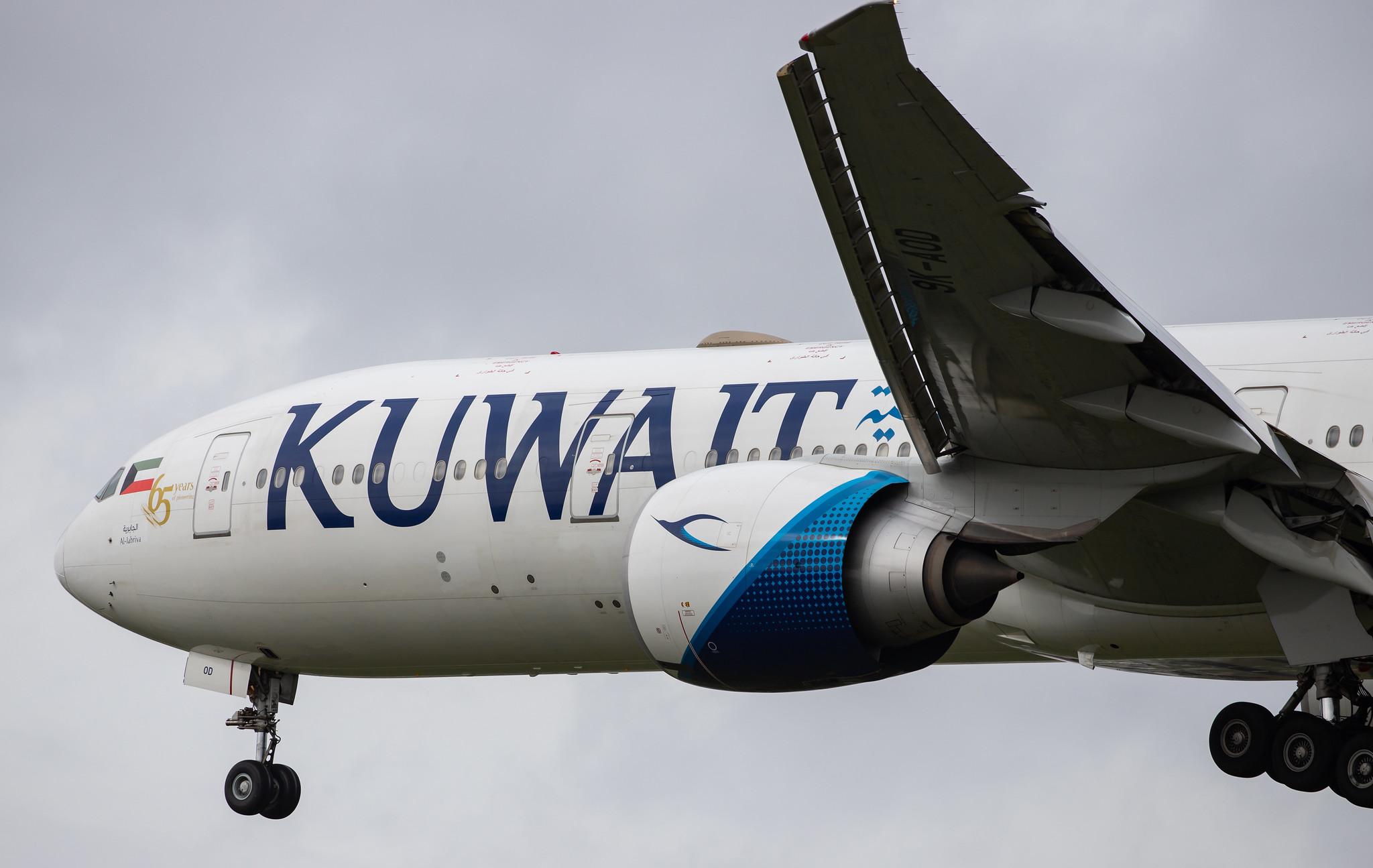 London Heathrow Airport: Kuwait Airways (KU / KAC) |  Boeing 777-369(ER) B77W | 9K-AOD | MSN 62562