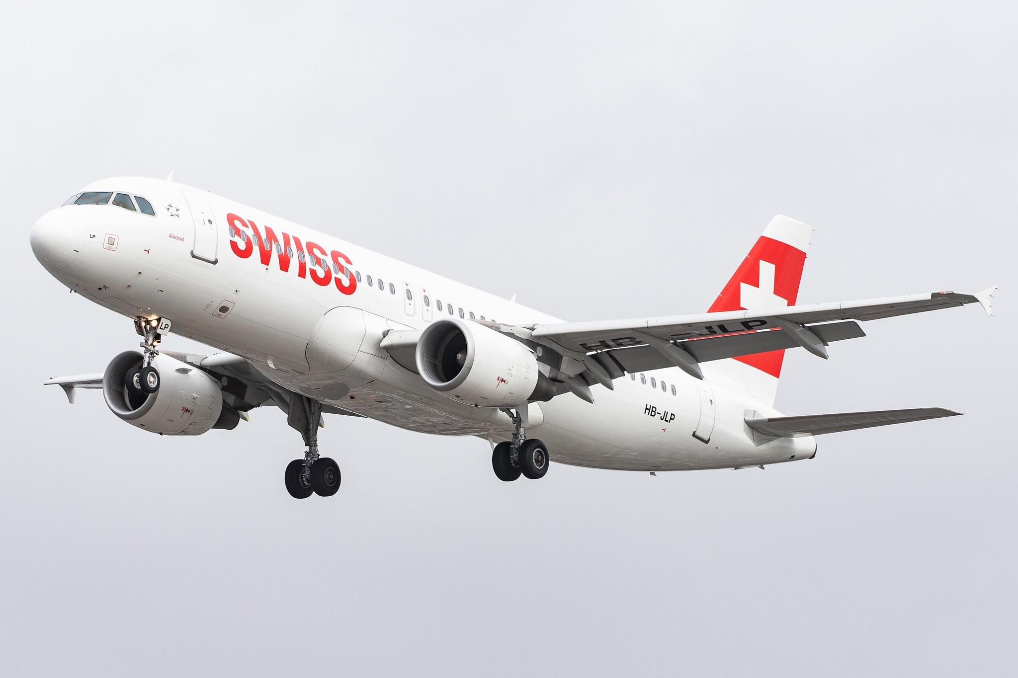 London Heathrow Airport: Swiss (LX / SWR) |  Airbus A320-214 A320 | HB-JLP | MSN 4618