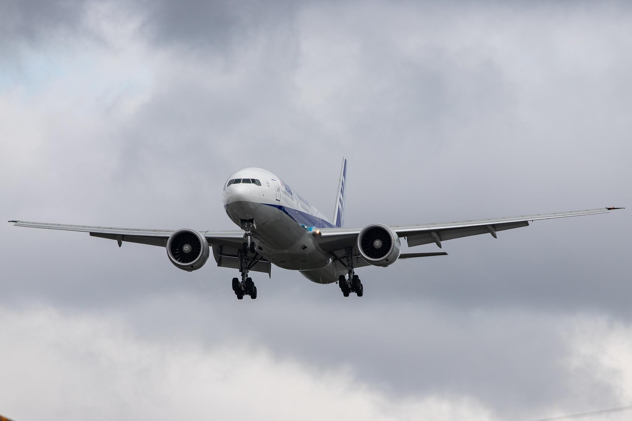London Heathrow Airport: All Nippon Airways (NH / ANA) |  Boeing 777-381(ER) B77W | JA784A | MSN 37950