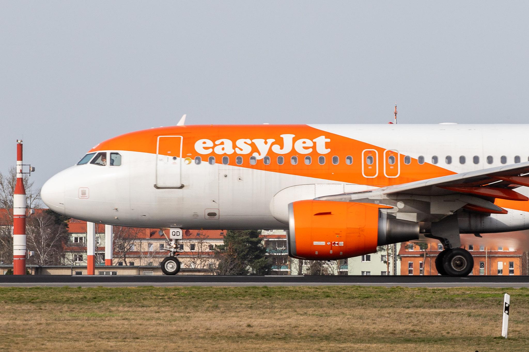 Flughafen Berlin Tegel (TXL): easyJet (U2 / EZY) | Operator: easyJet Europe |  Airbus A319-111 A319 | OE-LQD | MSN 3763