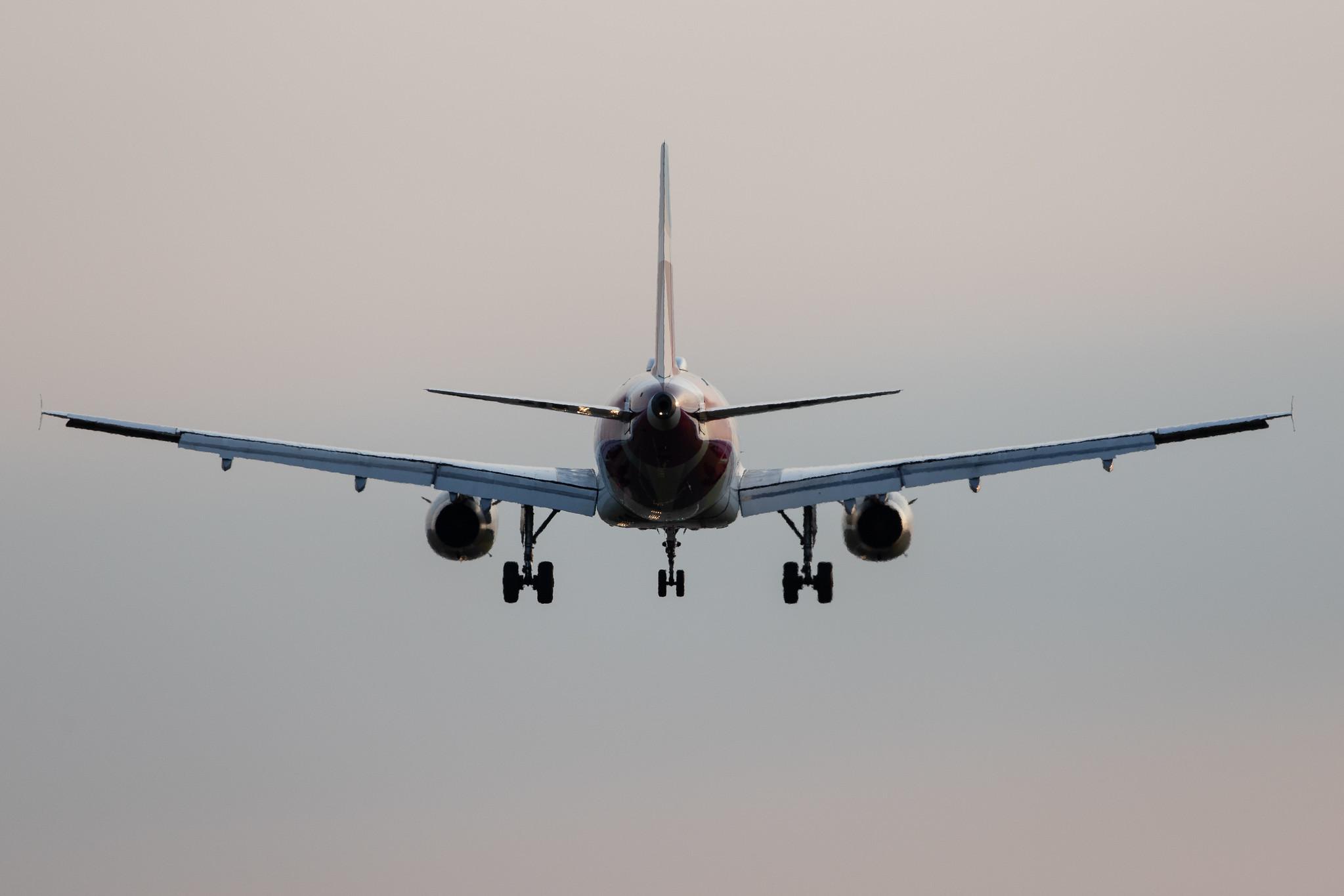 Hamburg Airport: Eurowings (EW / EWG) | Operator: Eurowings Europe |  Airbus A319-132 A319 | D-AGWI | MSN 3358