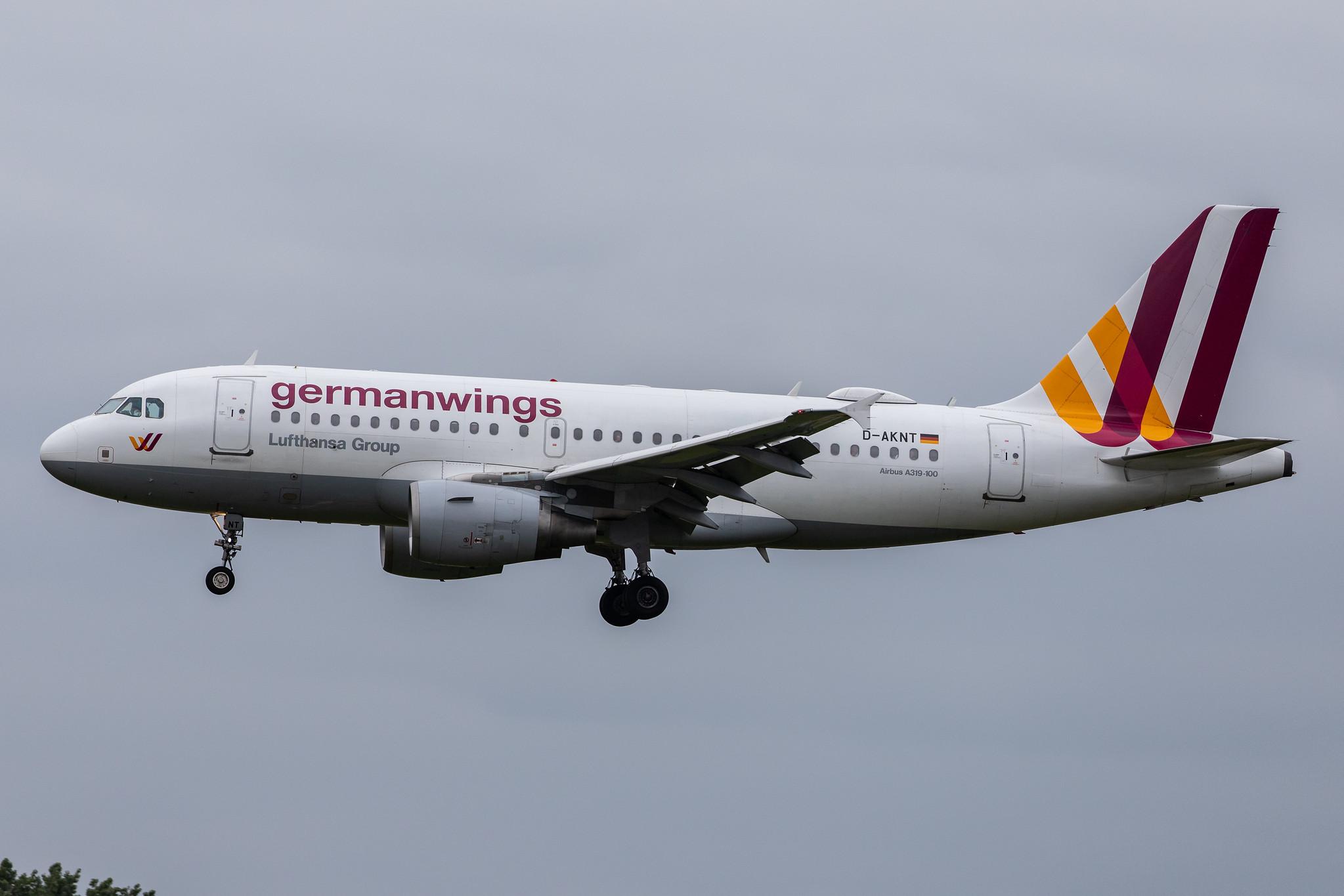 Hamburg Airport: Eurowings (EW / EWG) | Operator: Germanwings |  Airbus A319-112 A319 | D-AKNT | MSN 2607