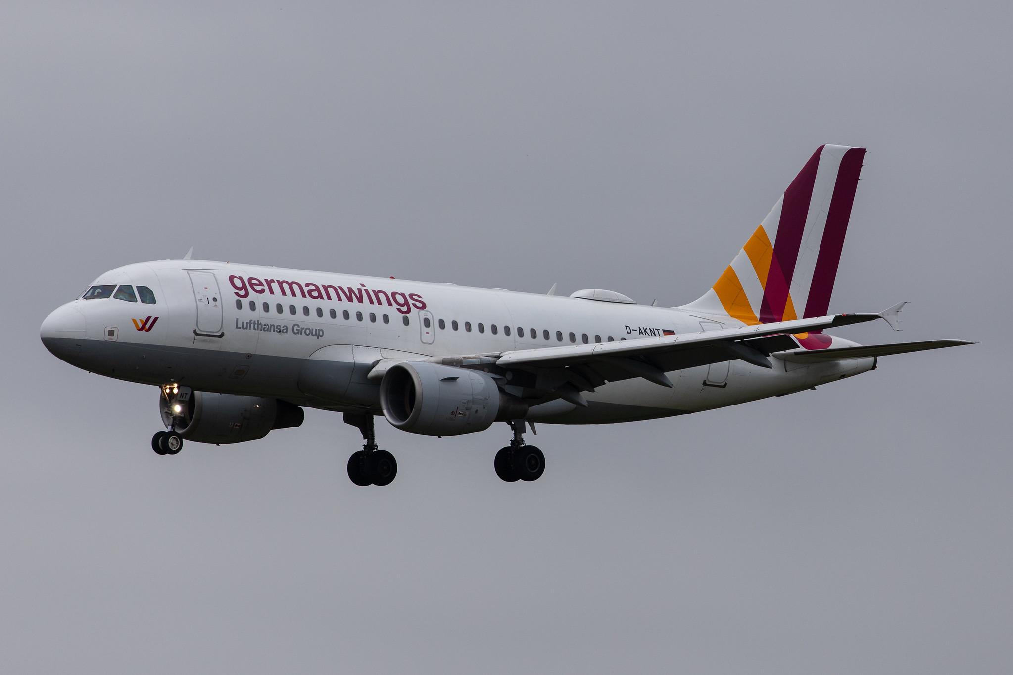 Hamburg Airport: Eurowings (EW / EWG) | Operator: Germanwings |  Airbus A319-112 A319 | D-AKNT | MSN 2607