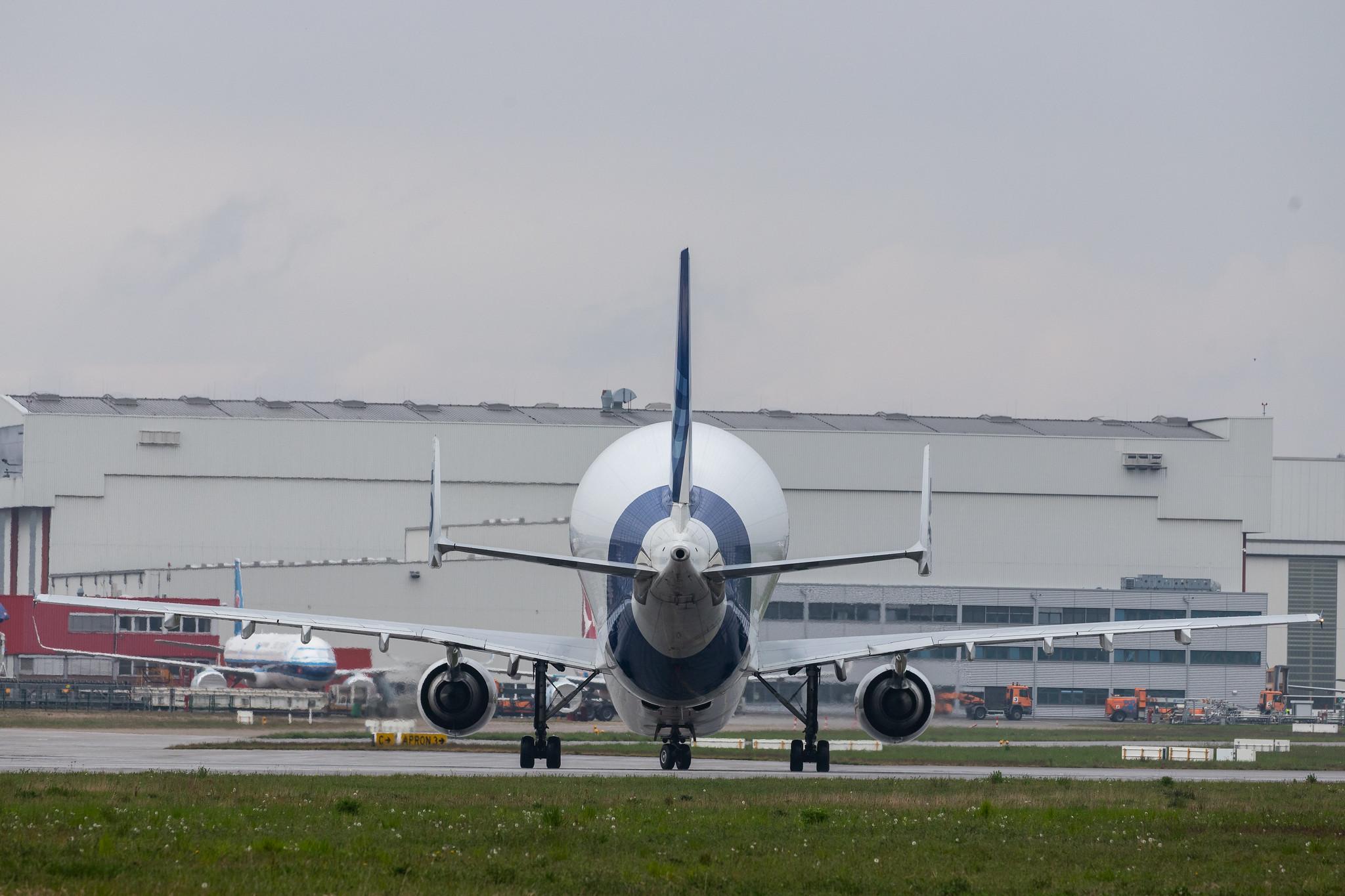 Flugplatz Hamburg-Finkenwerder: Airbus Transport International (4Y / BGA) |  Airbus A300-608ST Beluga A3ST | F-GSTF | MSN 796