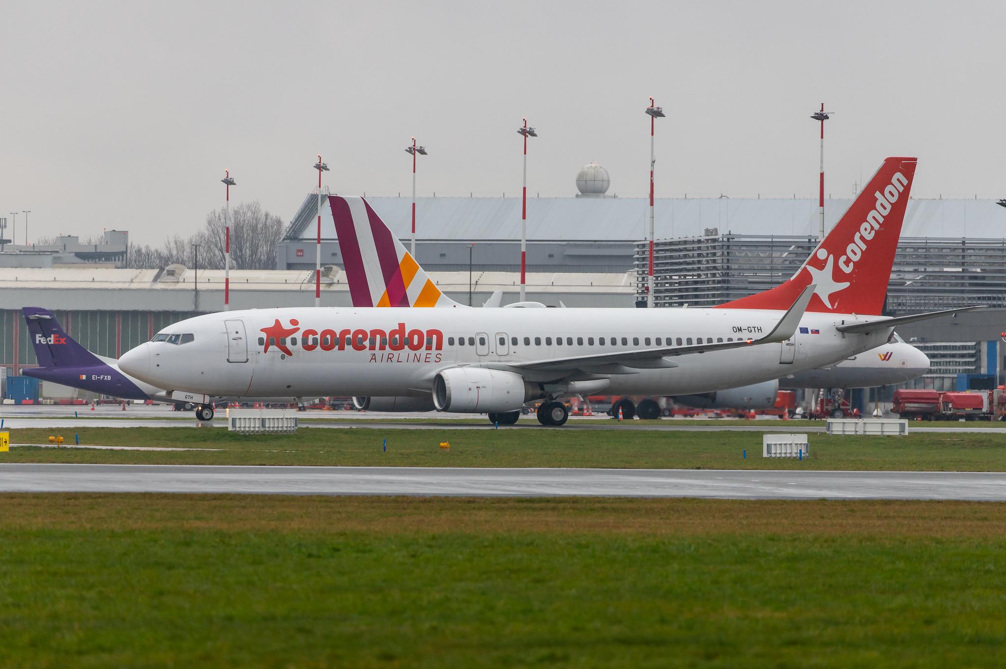 Hamburg Airport Apron: Corendon Airlines (XC / CAI) | Operator: Go2Sky |  Boeing 737-8BK B738 | OM-GTH | MSN 29644