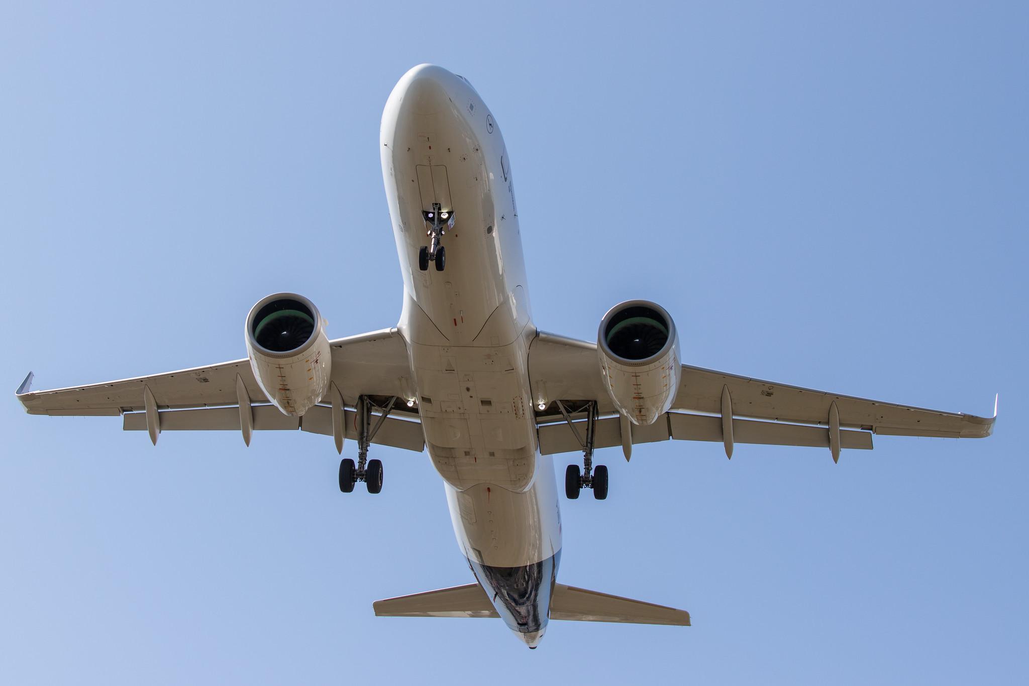 Frankfurt Airport: Lufthansa (LH / DLH) |  Airbus A320-271N A20N | D-AINU | MSN 8728