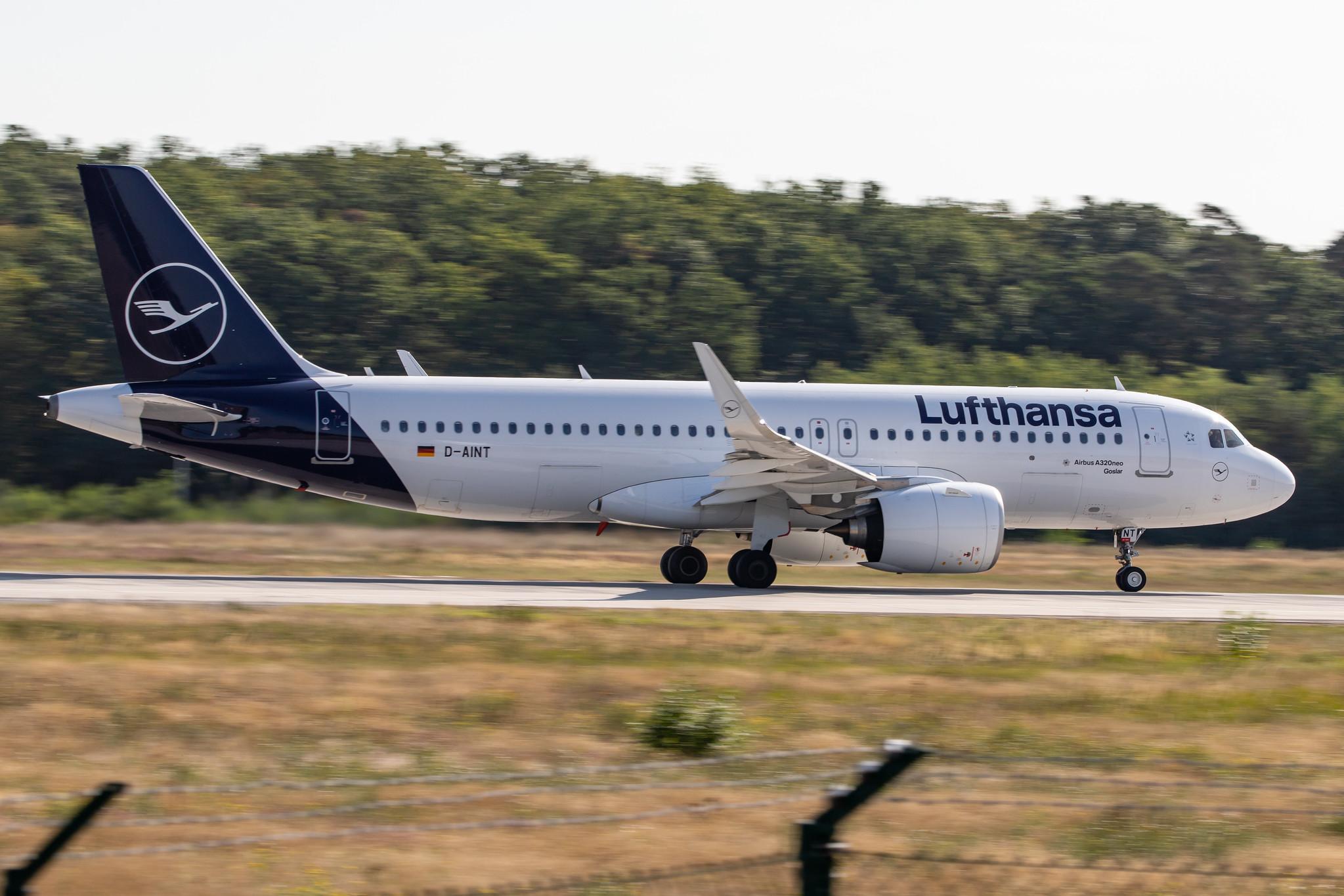Frankfurt Airport: Lufthansa (LH / DLH) |  Airbus A320-271N A20N | D-AINT | MSN 8708