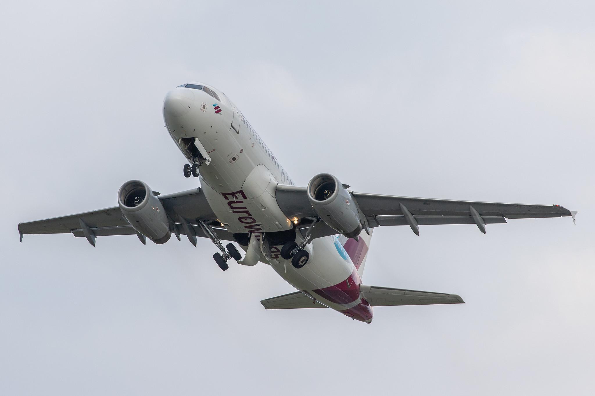 Hamburg Airport: Eurowings (EW / EWG) |  Airbus A319-132 A319 | D-AGWC | MSN 2976