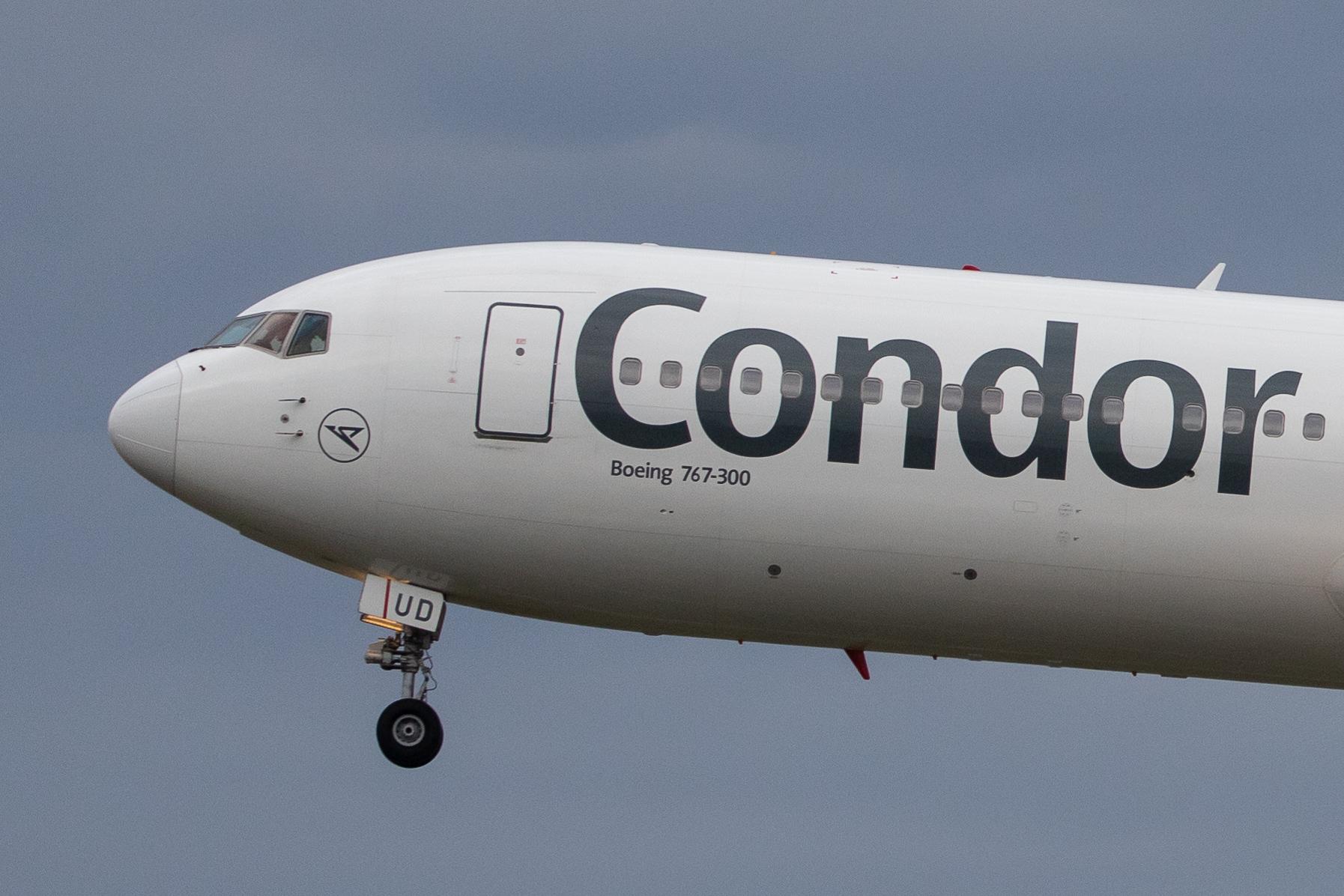 Frankfurt Airport: Condor (DE / CFG) |  Boeing 767-330(ER) B763 | D-ABUD | MSN 26983